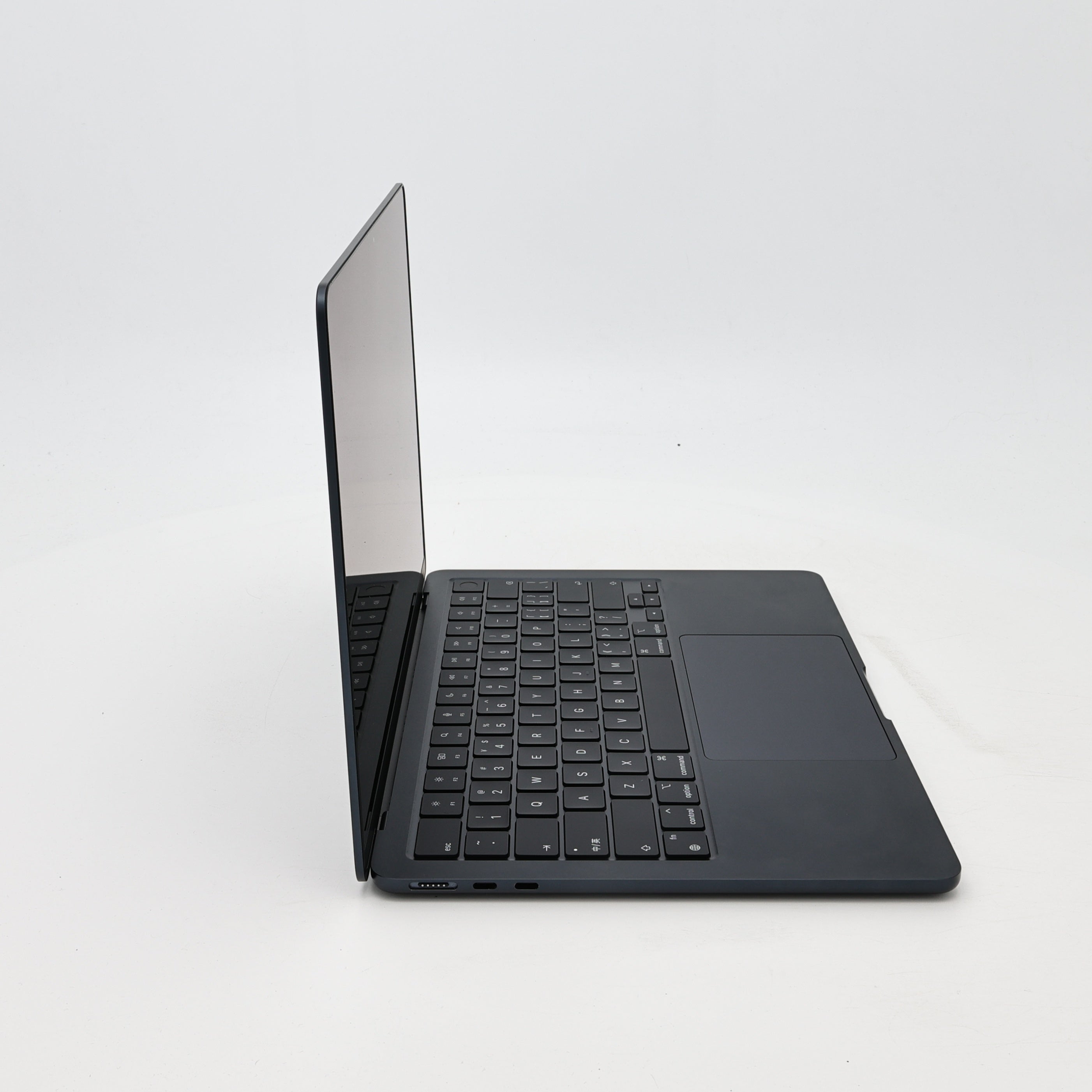 95新 Apple MacBook Air 22年 13寸 M2（8+8核） 8G RAM 256G SSD 午夜色