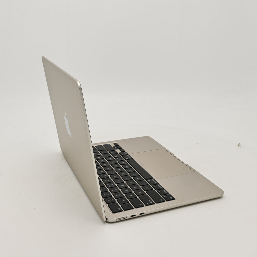 95新 Apple MacBook Air 22年 13寸 M2（8+8核） 16G RAM 256G SSD 星光色