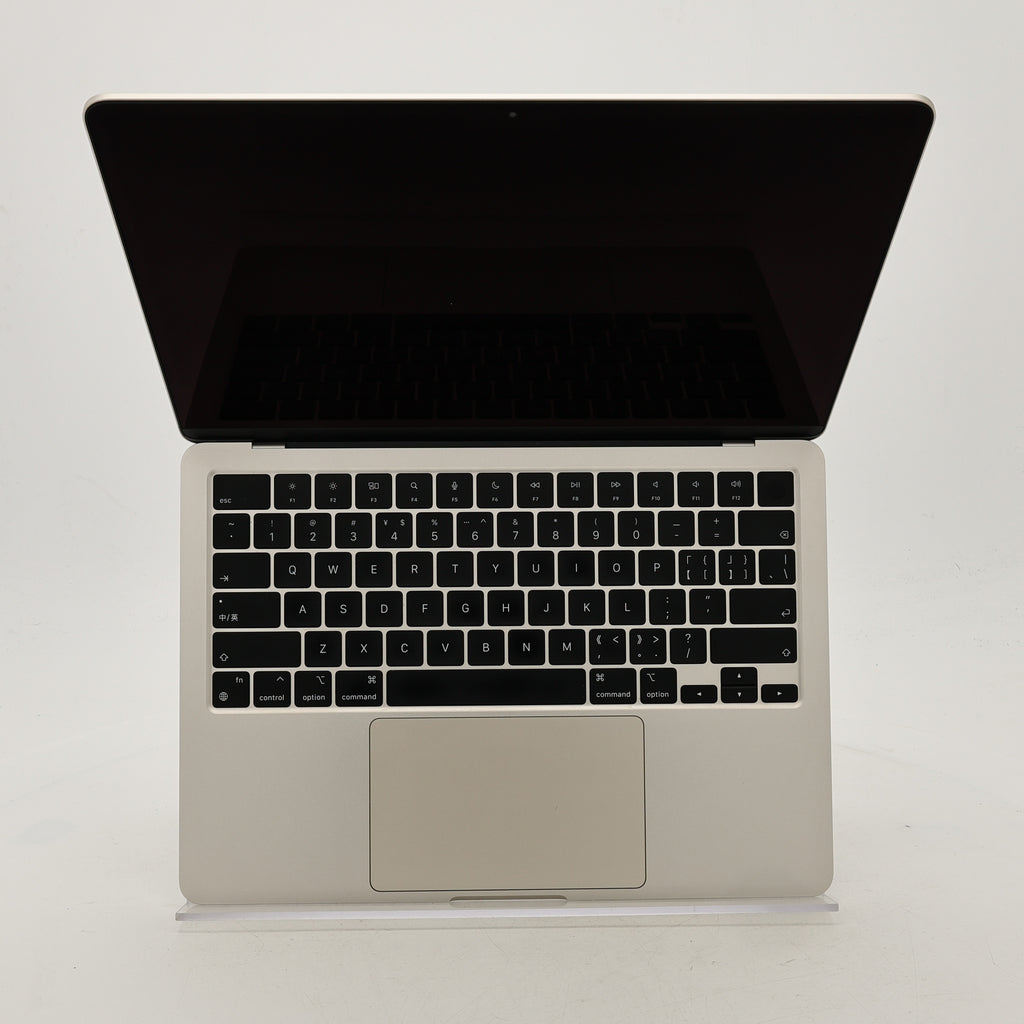 95新 Apple MacBook Air 22年 13寸 M2（8+8核） 16G RAM 256G SSD 星光色