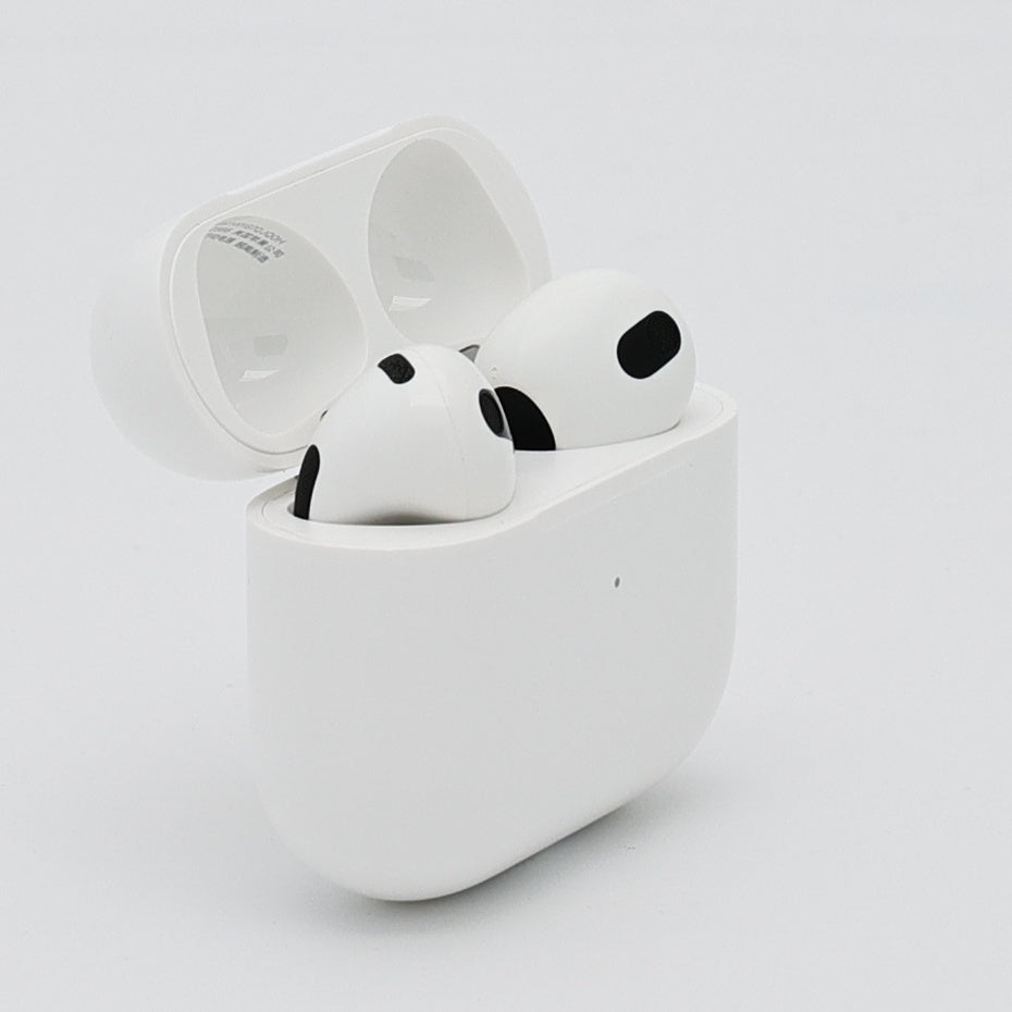 99新 Apple AirPods 3 白色