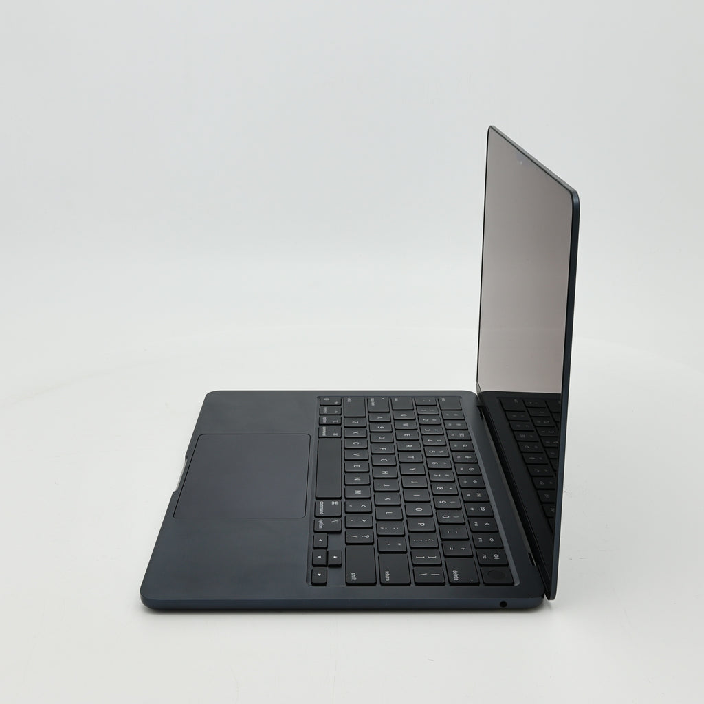 95新 Apple MacBook Air 22年 13寸 M2（8+8核） 8G RAM 512G SSD 午夜色