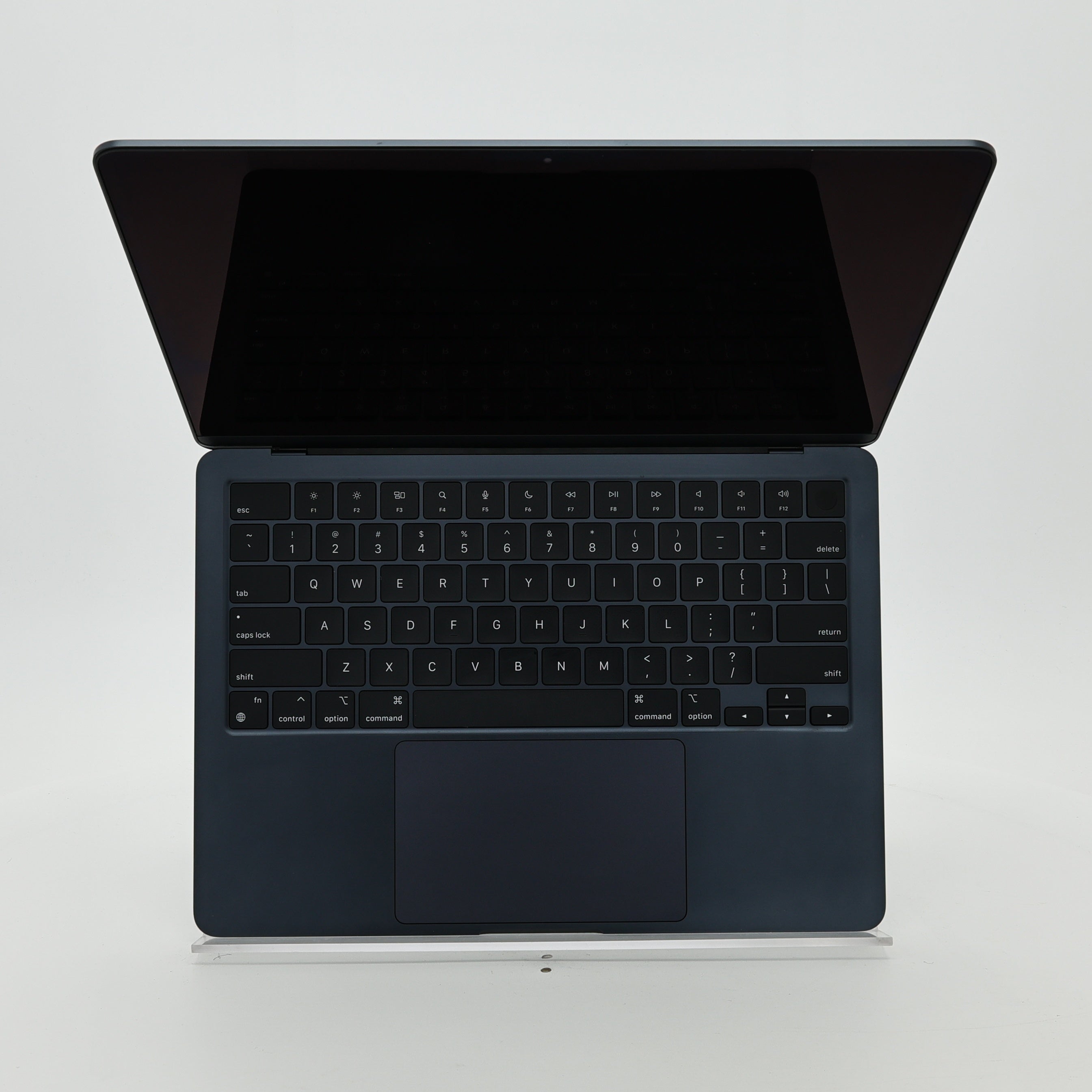 95新 Apple MacBook Air 22年 13寸 M2（8+8核） 8G RAM 512G SSD 午夜色