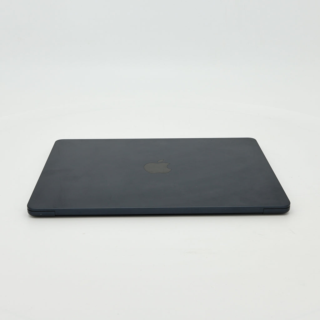 95新 Apple MacBook Air 22年 13寸 M2（8+8核） 8G RAM 512G SSD 午夜色