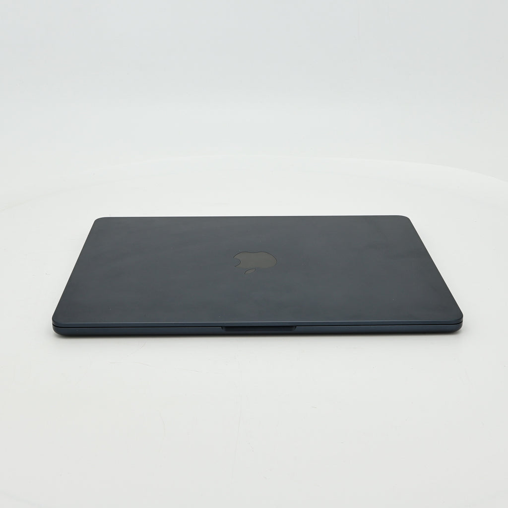 95新 Apple MacBook Air 22年 13寸 M2（8+8核） 8G RAM 512G SSD 午夜色