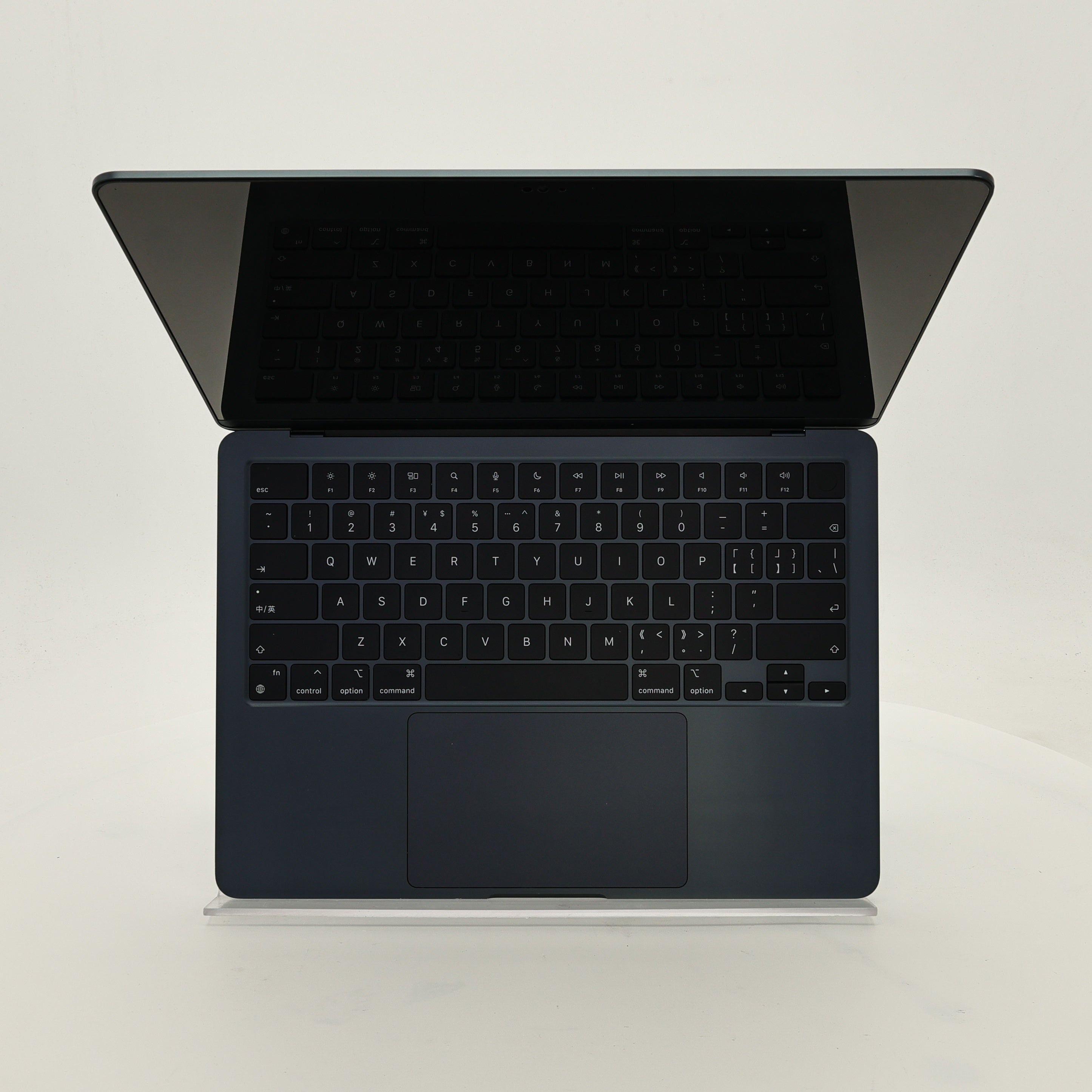 95新 Apple MacBook Air 24年 13寸 M3（8+8核） 8G RAM 256G SSD 午夜色