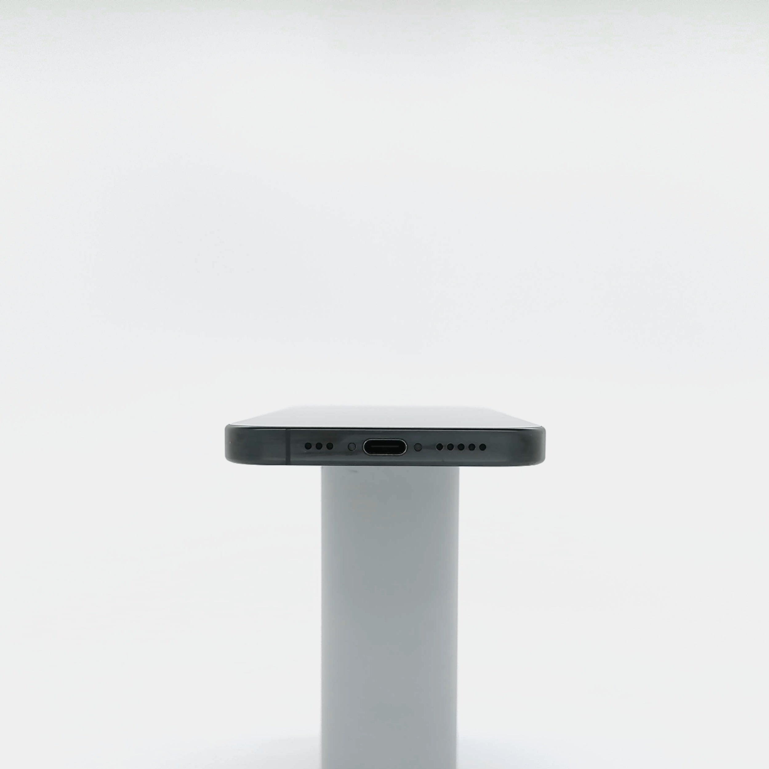 95新 Apple iPhone 16 Pro 128G 黑色鈦金屬 中國大陸版