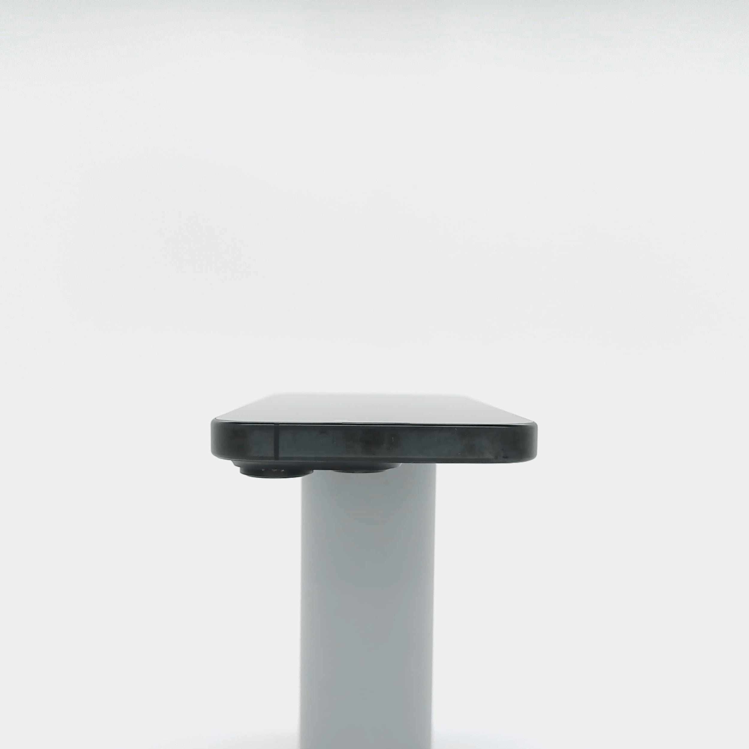 95新 Apple iPhone 16 Pro 128G 黑色鈦金屬 中國大陸版