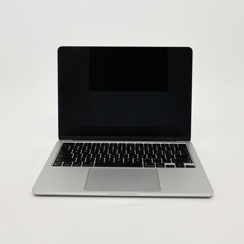 95新 Apple MacBook Air 22年 13寸 M2（8+10核） 8G RAM 512G SSD 銀色