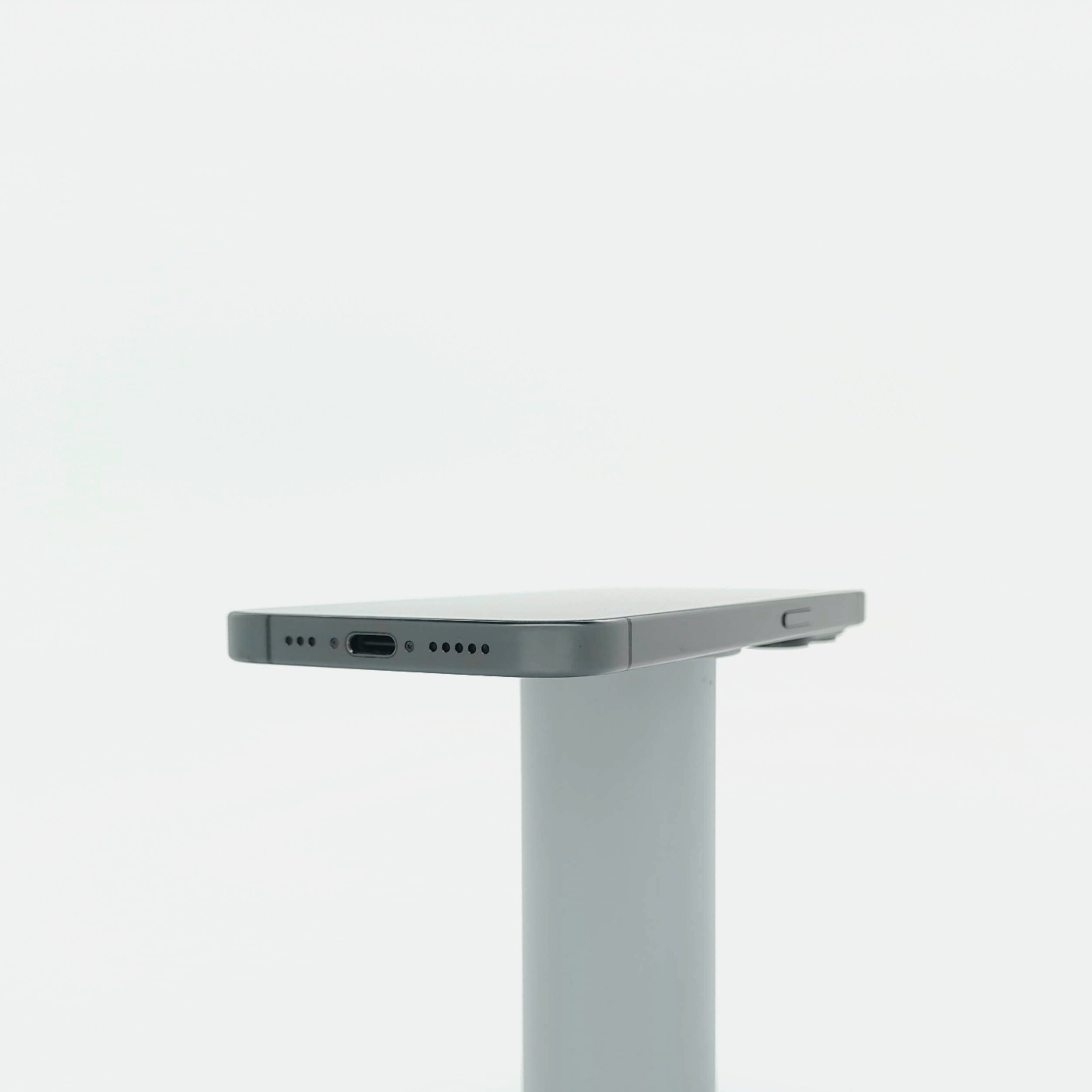 95新 Apple iPhone 15 Pro 128G 黑色鈦金屬 中國大陸版