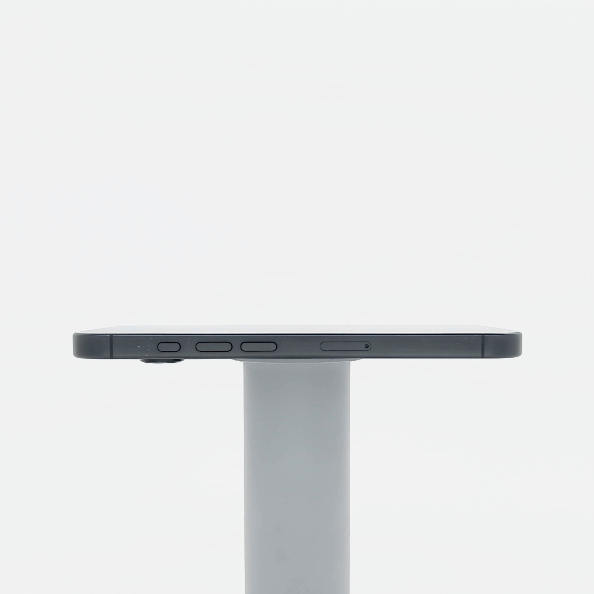 95新 Apple iPhone 16 Pro 128G 黑色鈦金屬 中國大陸版