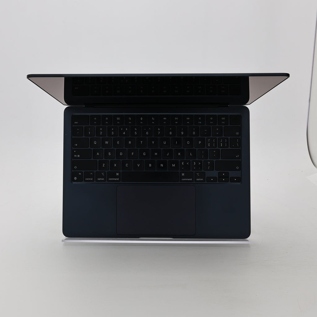 95新 Apple MacBook Air 22年 13寸 M2（8+8核） 8G RAM 256G SSD 午夜色