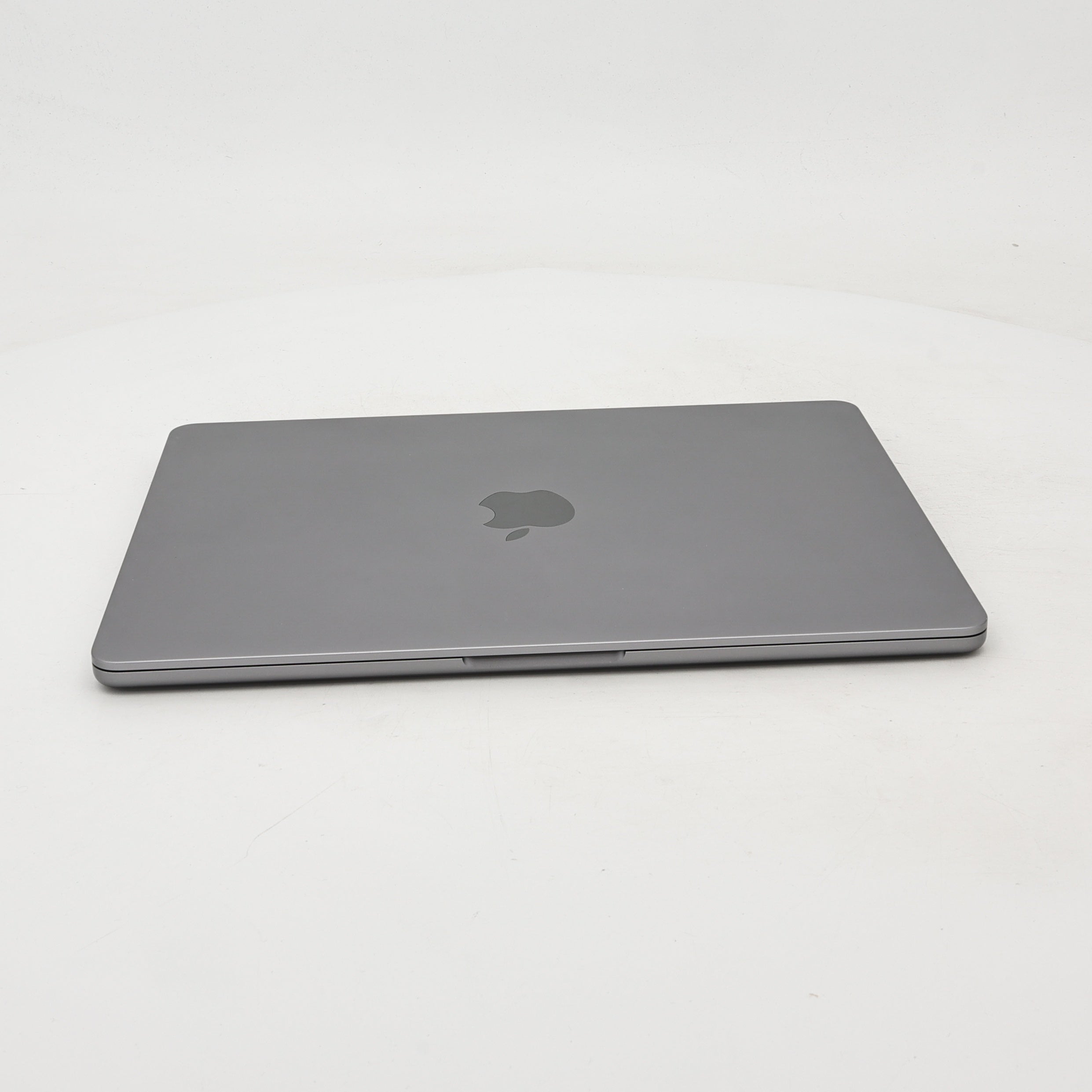 95新 Apple MacBook Air 24年 13寸 M3（8+8核） 8G RAM 256G SSD 深空灰色