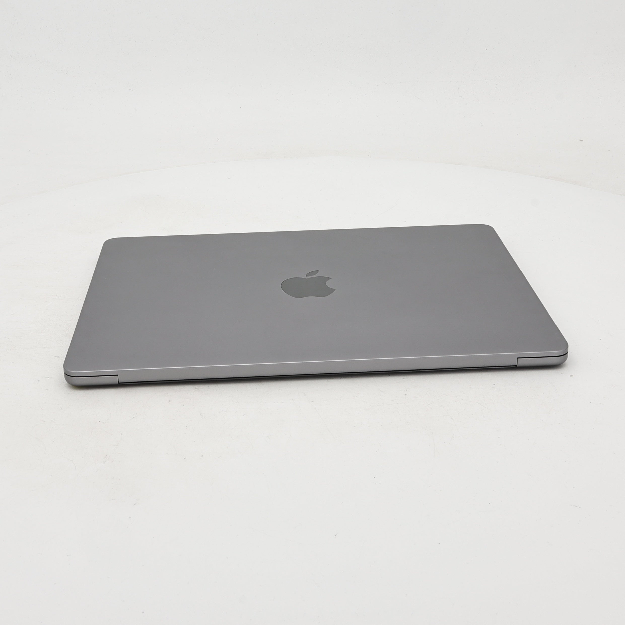 95新 Apple MacBook Air 24年 13寸 M3（8+8核） 8G RAM 256G SSD 深空灰色