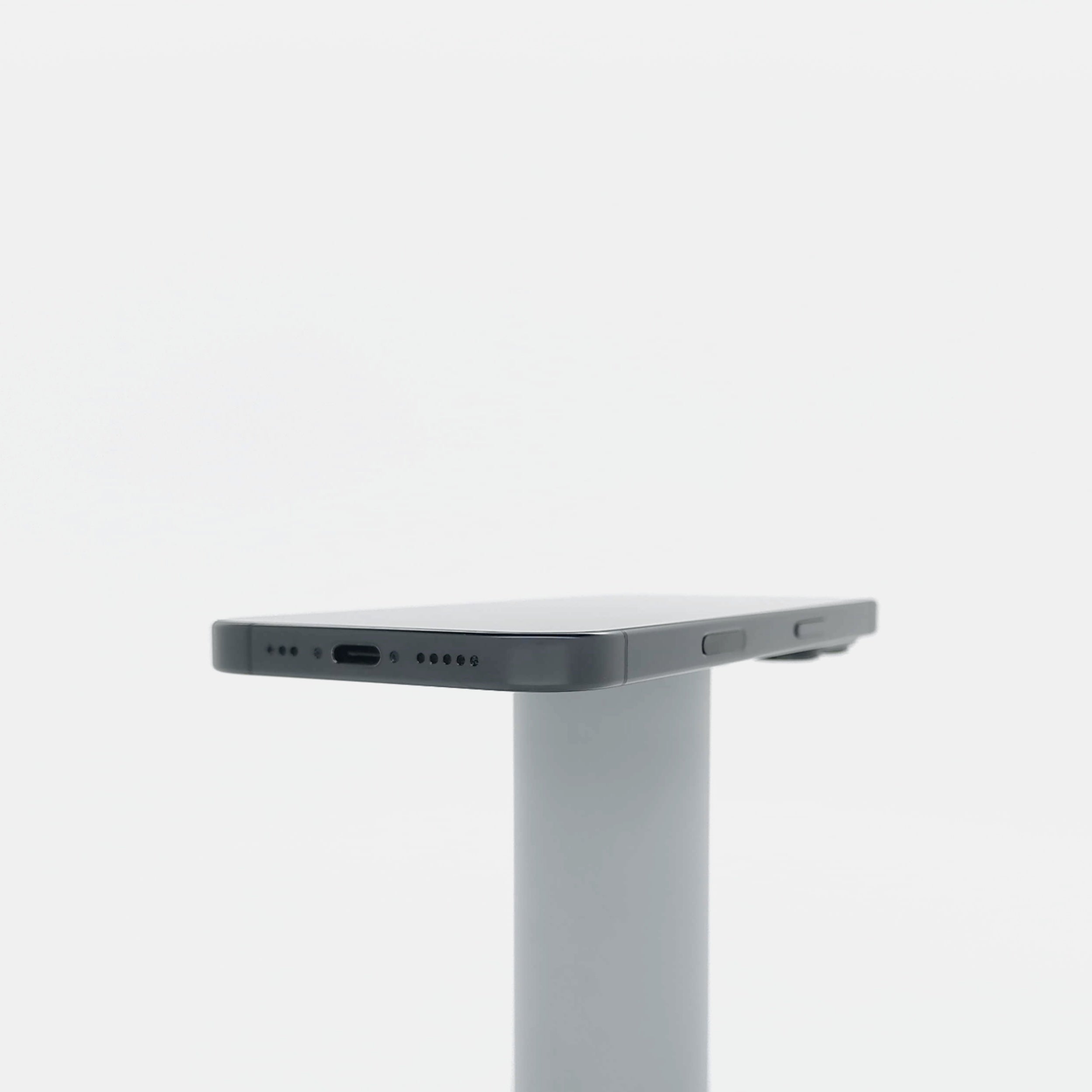 95新 Apple iPhone 16 Pro 128G 黑色鈦金屬 中國大陸版