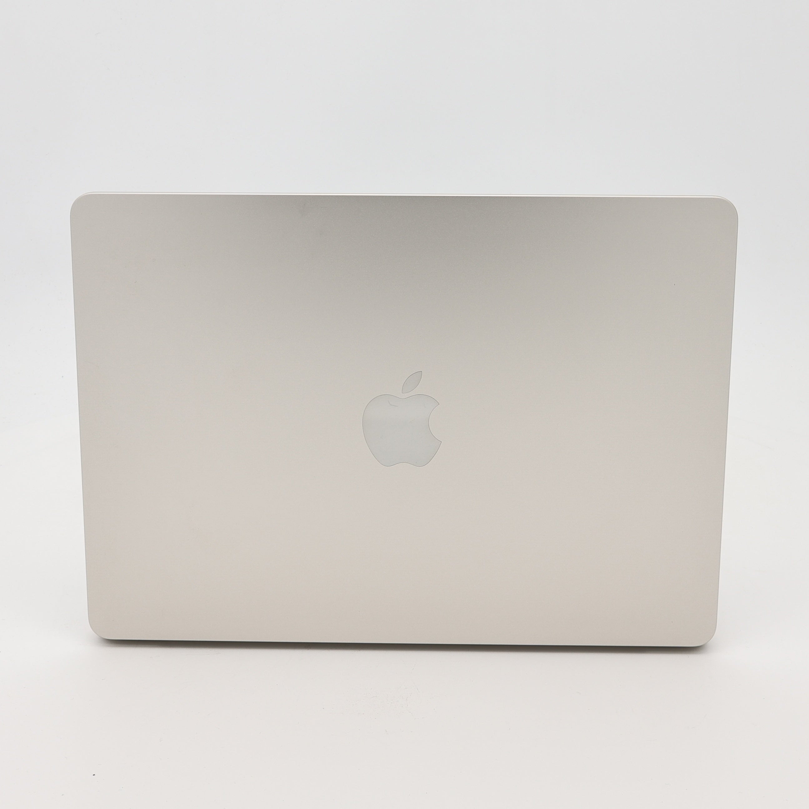 95新 Apple MacBook Air 22年 13寸 M2（8+8核） 8G RAM 256G SSD 星光色