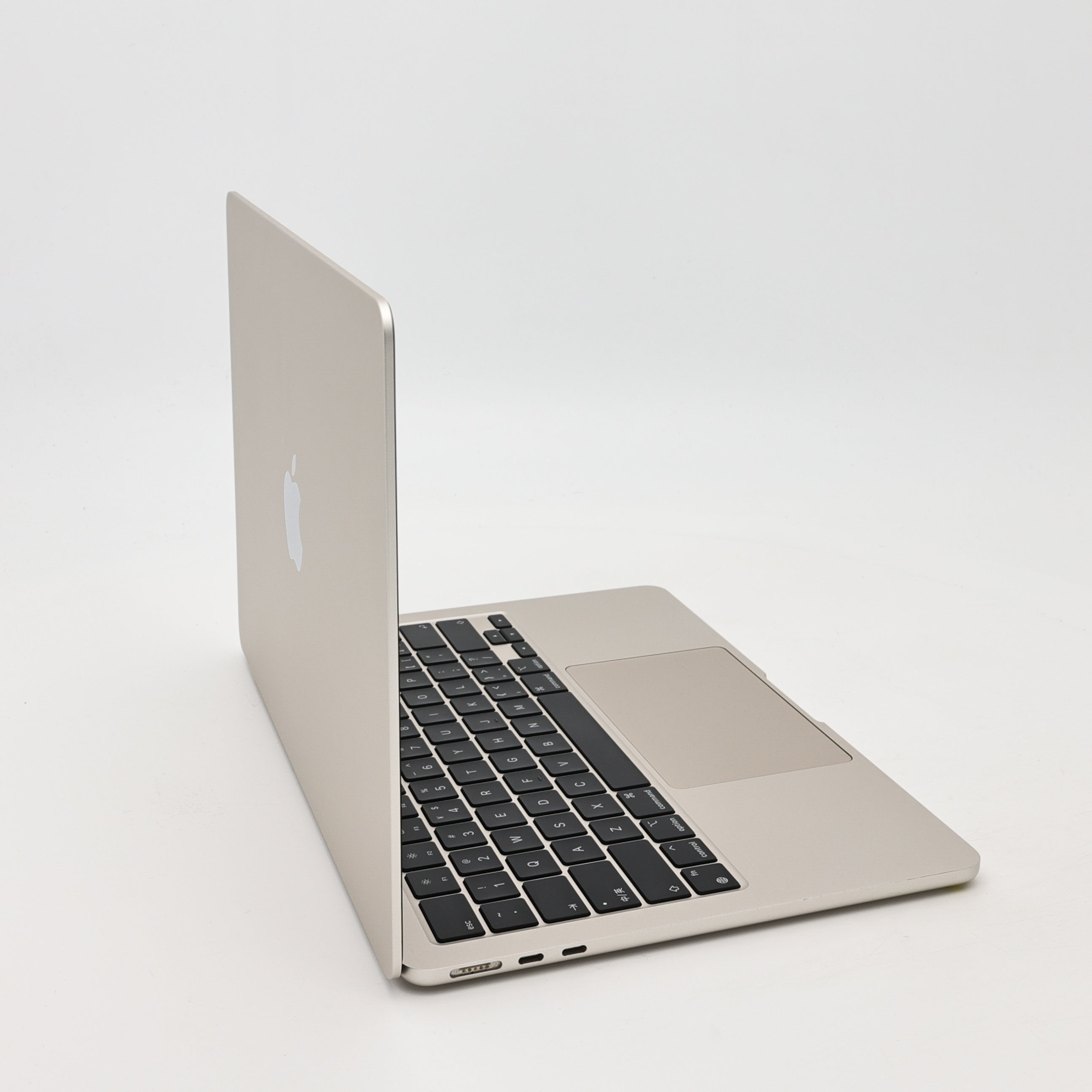 95新 Apple MacBook Air 22年 13寸 M2（8+8核） 8G RAM 256G SSD 星光色