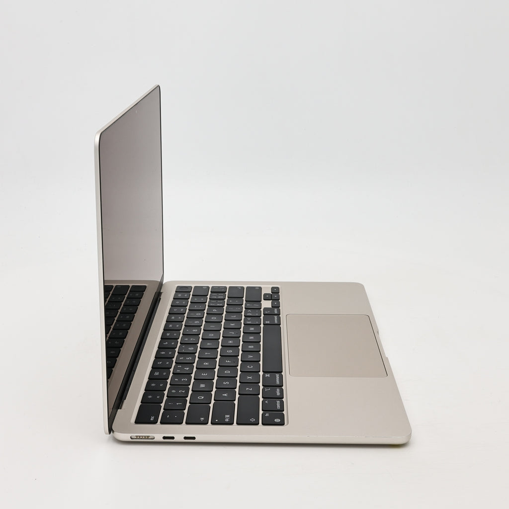95新 Apple MacBook Air 22年 13寸 M2（8+8核） 8G RAM 256G SSD 星光色