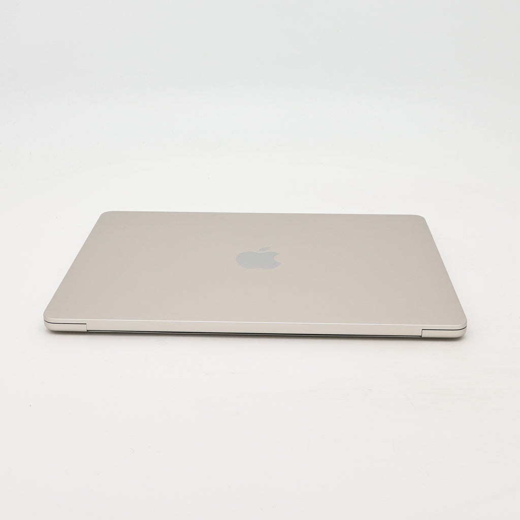 95新 Apple MacBook Air 22年 13寸 M2（8+8核） 8G RAM 256G SSD 星光色