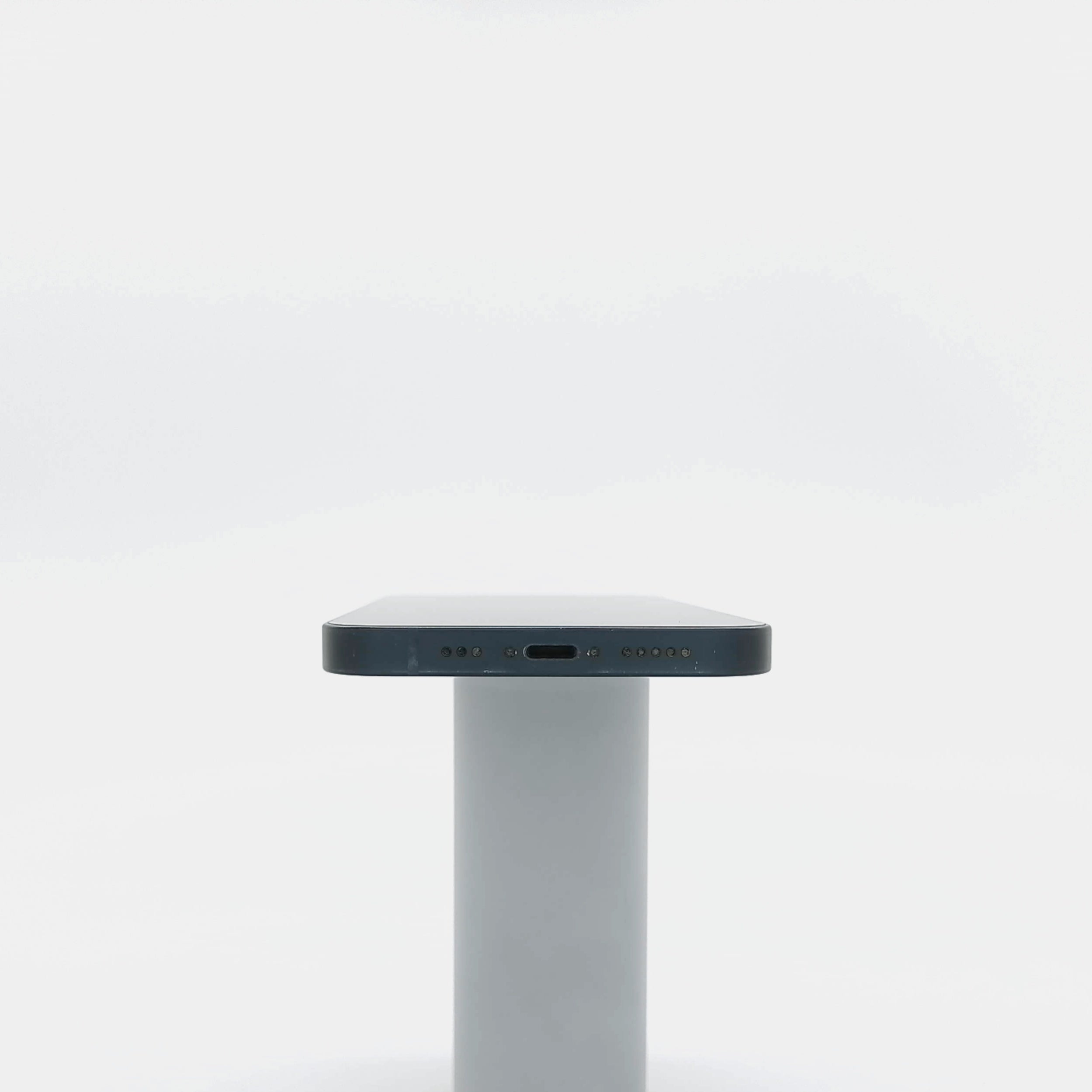 95新 Apple iPhone 13 128G 午夜色 中國大陸版