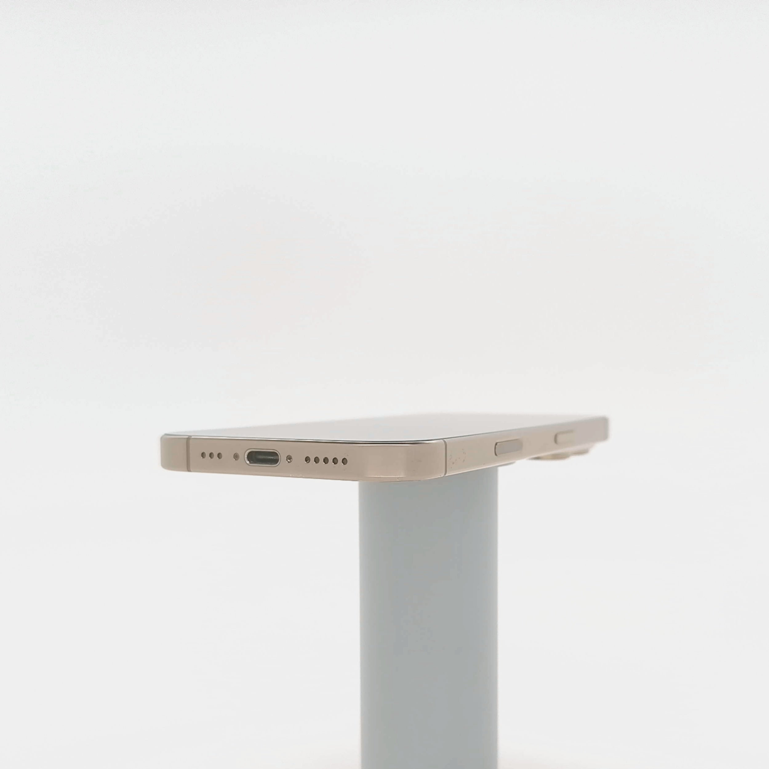 95新 Apple iPhone 16 Pro 128G 沙漠色鈦金屬 中國大陸版