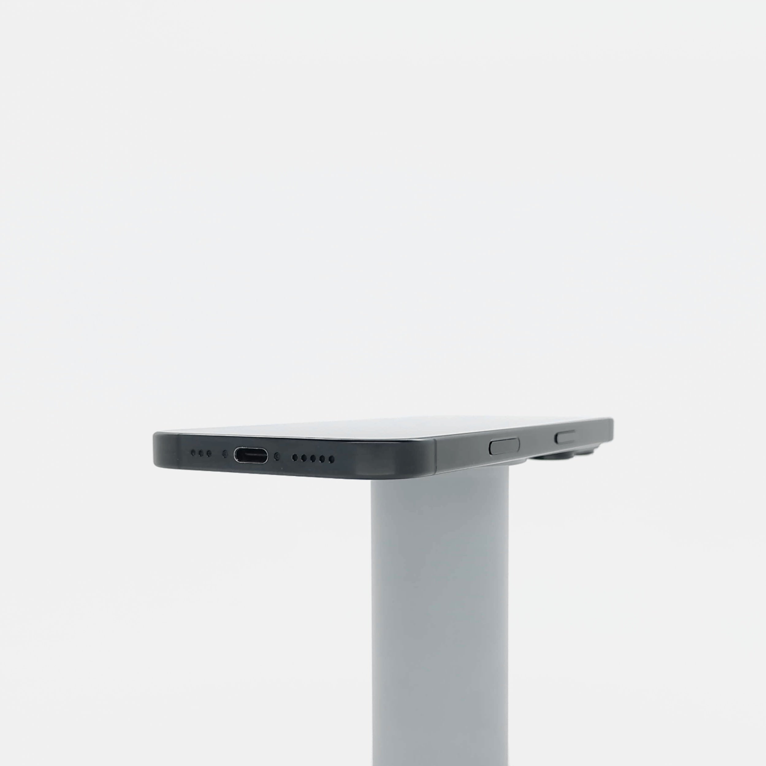 95新 Apple iPhone 16 Pro 128G 黑色鈦金屬 中國大陸版