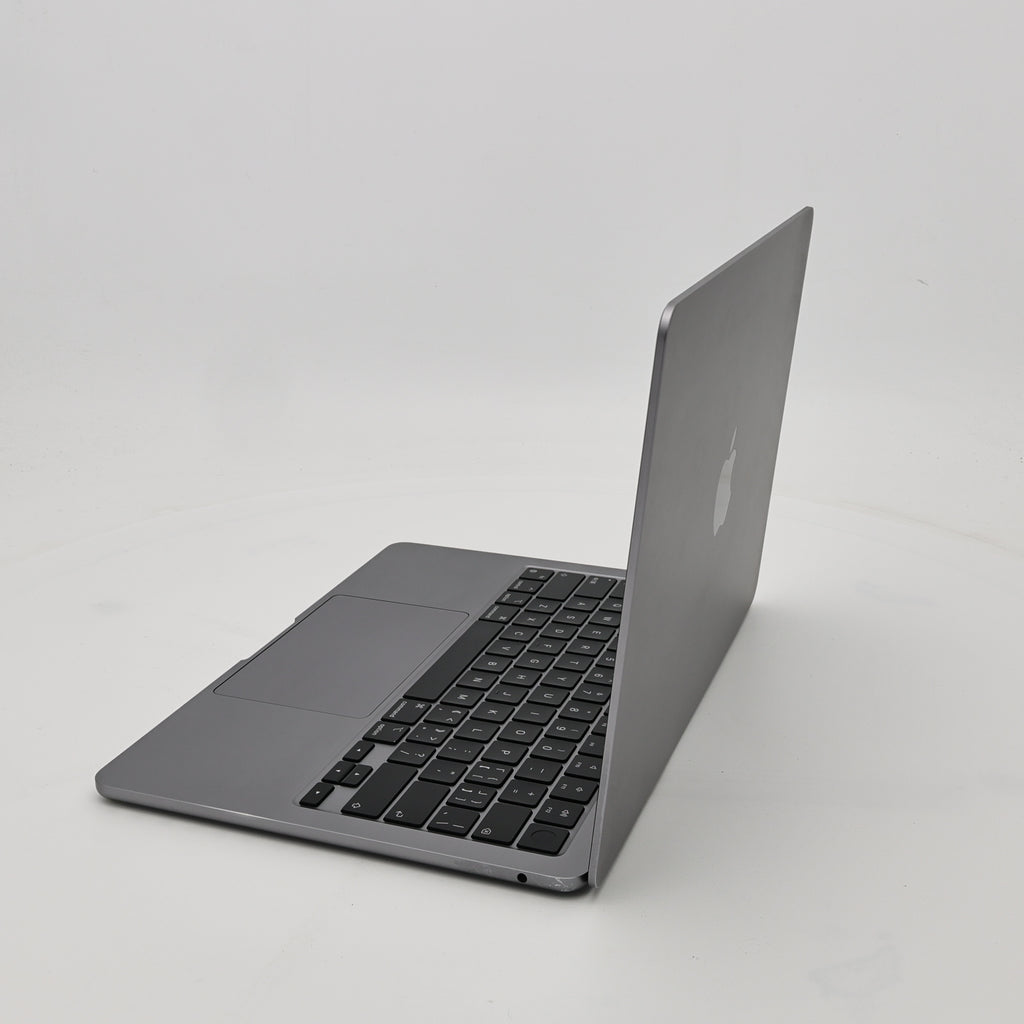 95新 Apple MacBook Air 24年 13寸 M3（8+8核） 8G RAM 256G SSD 深空灰色