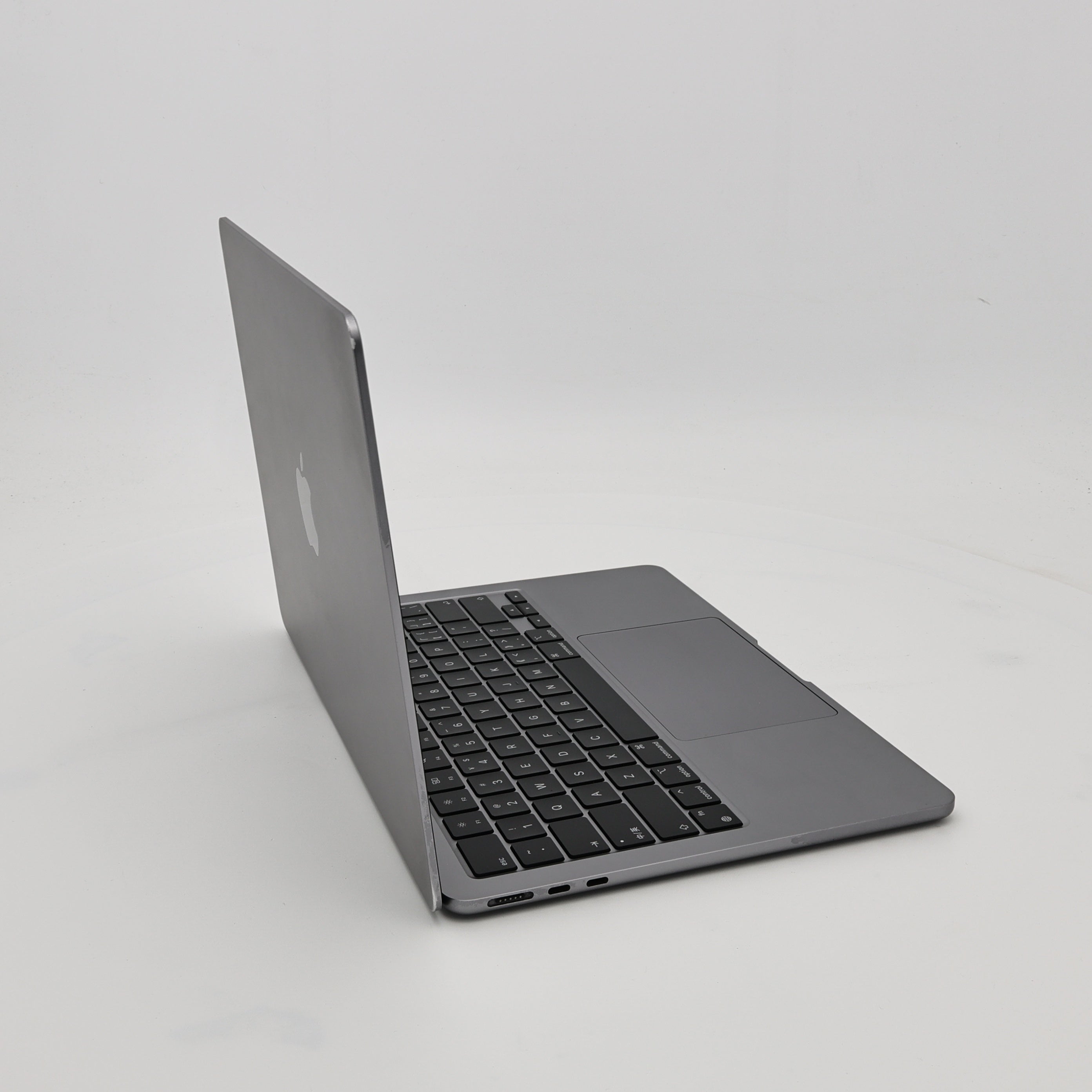95新 Apple MacBook Air 24年 13寸 M3（8+8核） 8G RAM 256G SSD 深空灰色