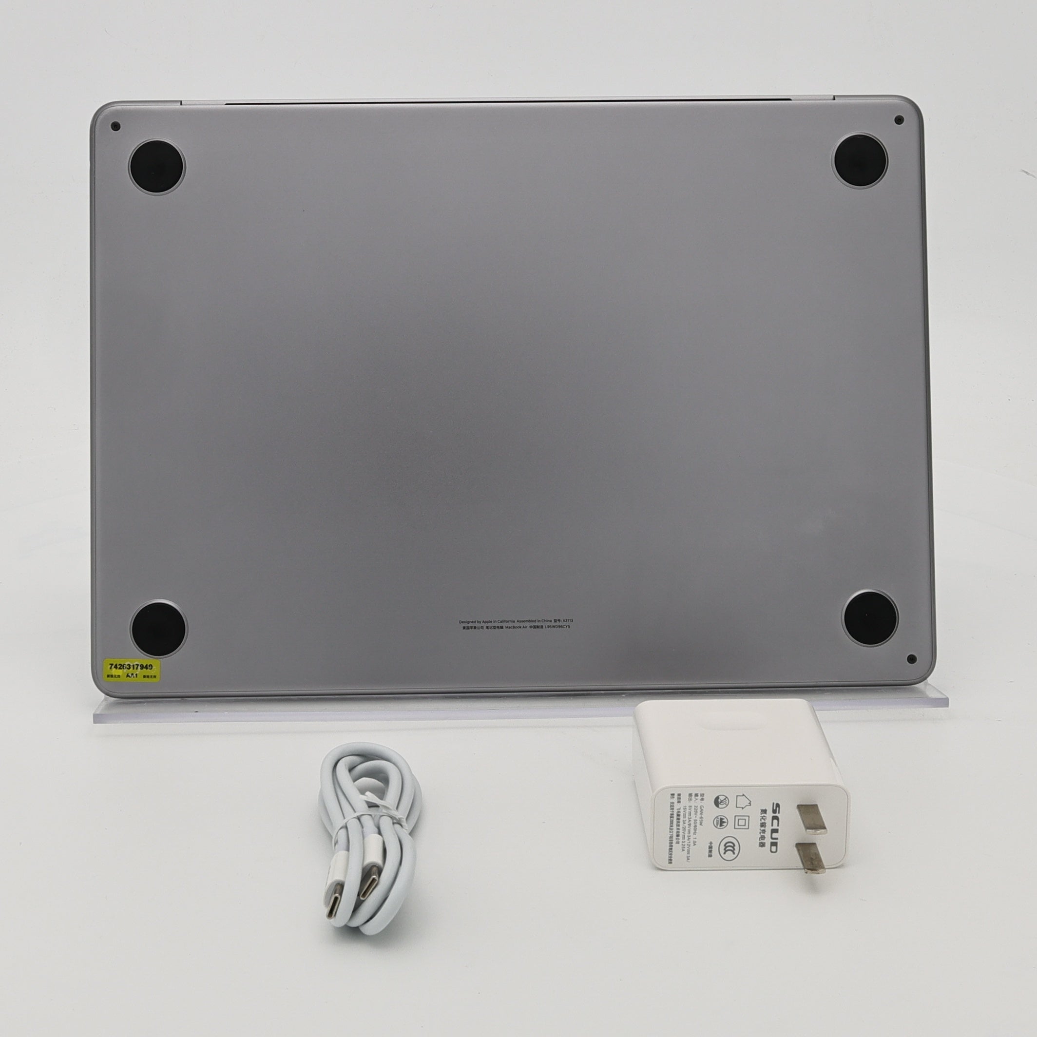 95新 Apple MacBook Air 24年 13寸 M3（8+8核） 8G RAM 256G SSD 深空灰色