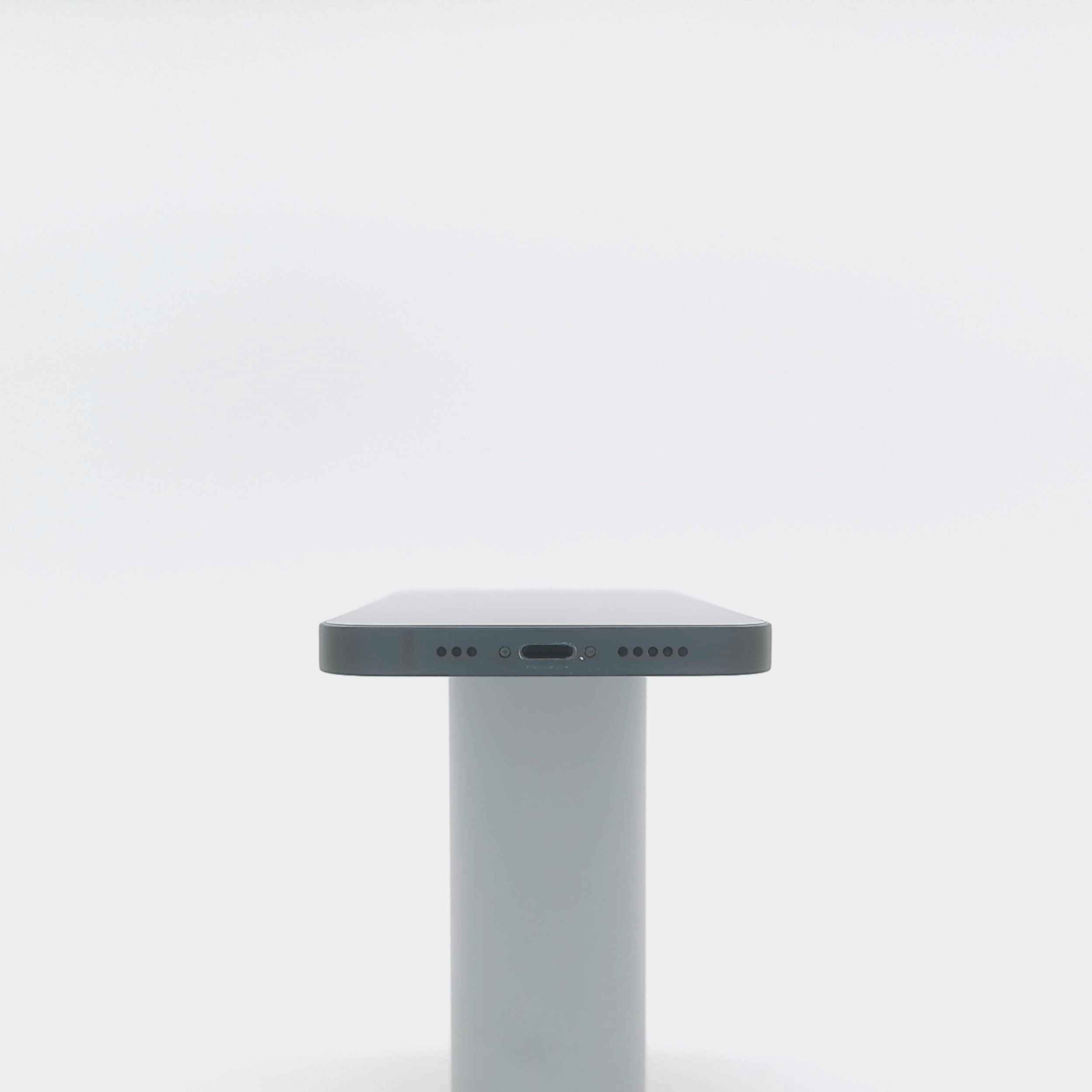 95新 Apple iPhone 13 128G 午夜色 中國大陸版