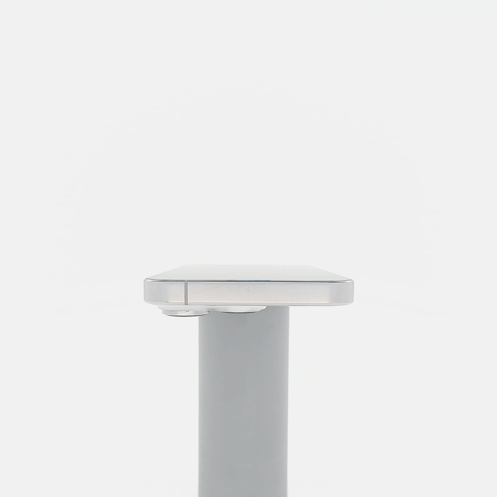 95新 Apple iPhone 16 Pro 128G 白色鈦金屬 中國大陸版