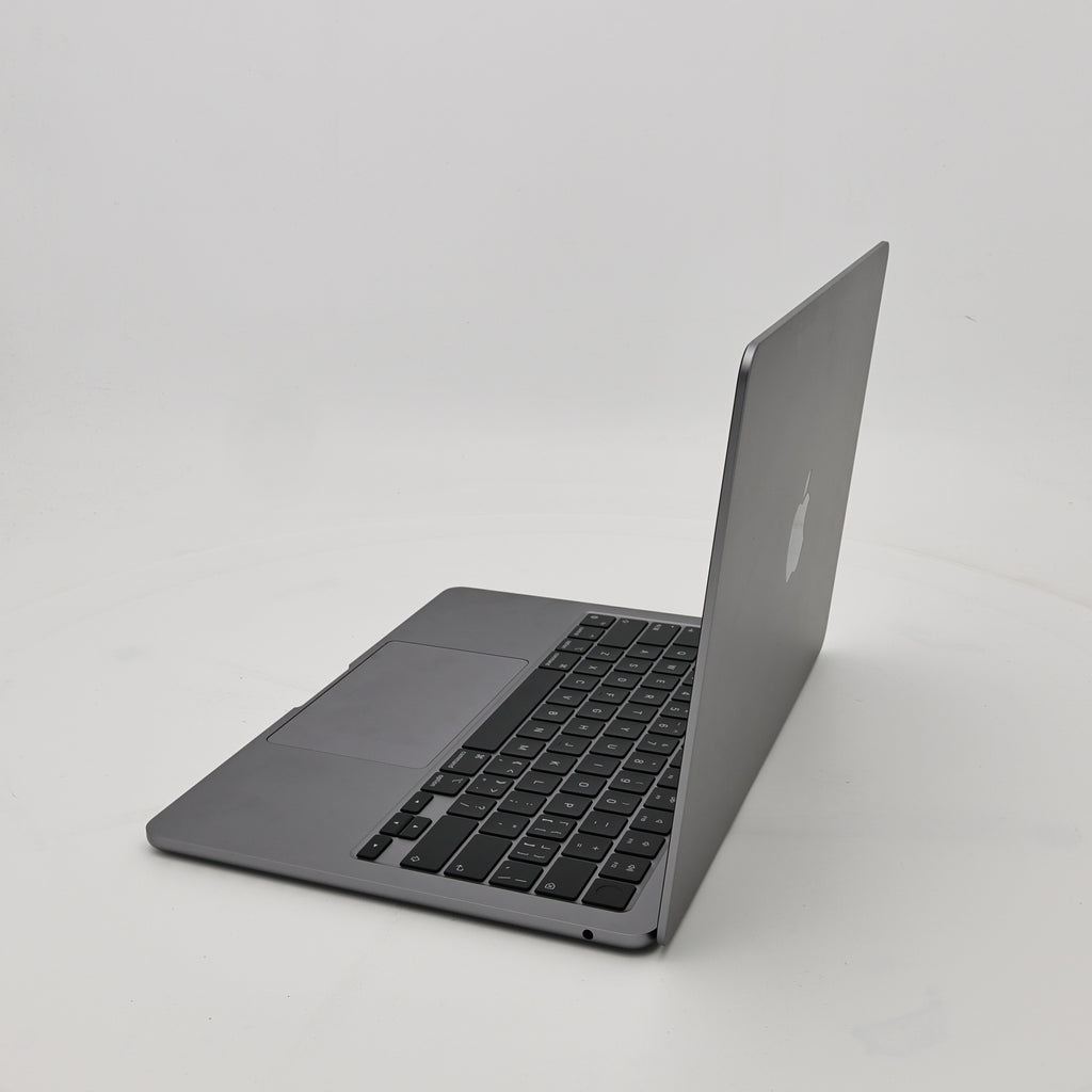 99新 Apple MacBook Air 22年 13寸 M2（8+8核） 8G RAM 256G SSD 深空灰色