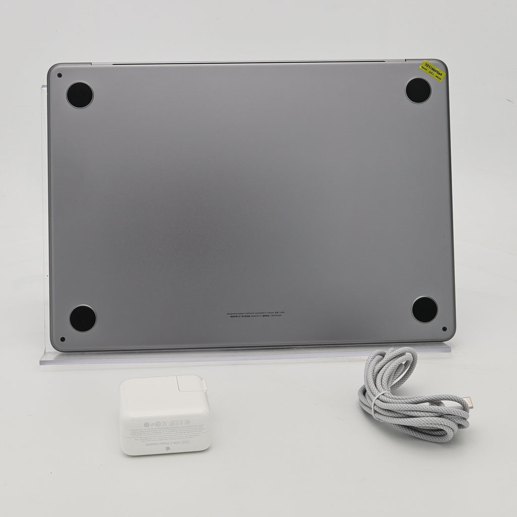 99新 Apple MacBook Air 22年 13寸 M2（8+8核） 8G RAM 256G SSD 深空灰色