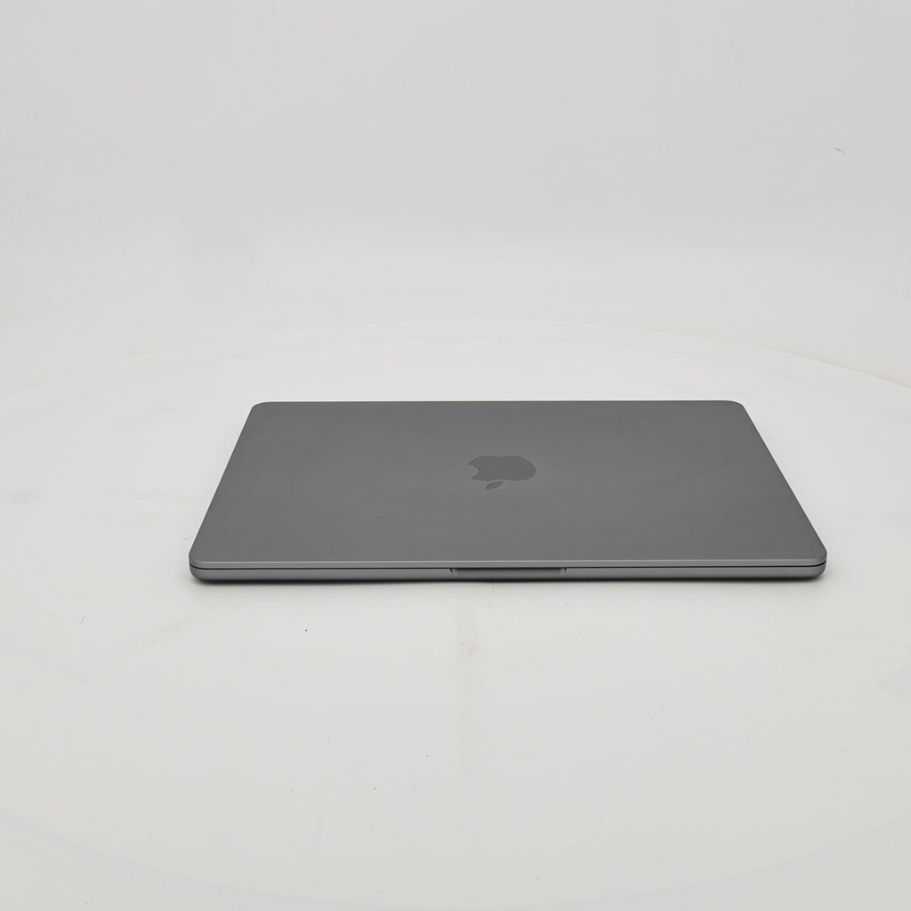 99新 Apple MacBook Air 22年 13寸 M2（8+8核） 8G RAM 256G SSD 深空灰色