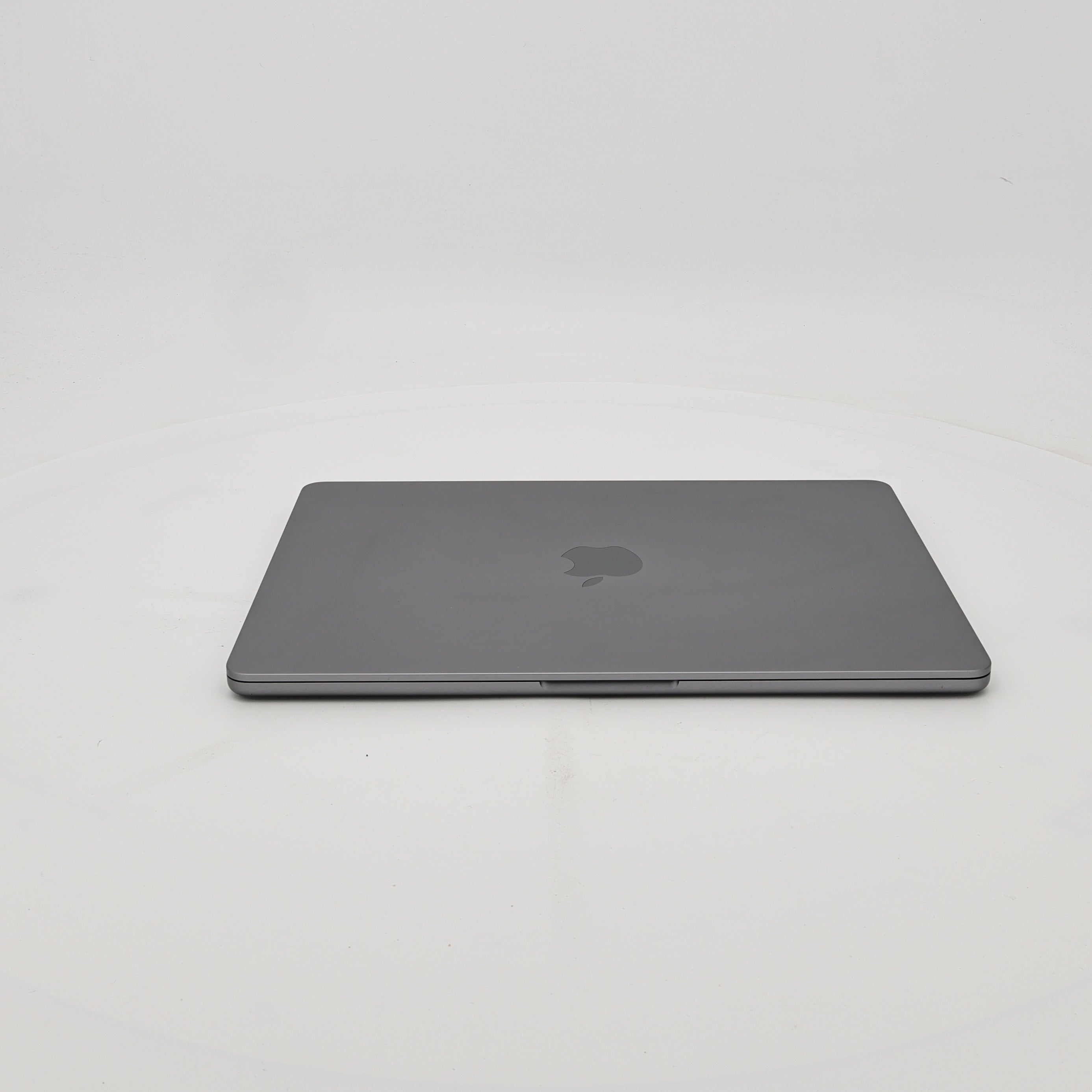 99新 Apple MacBook Air 22年 13寸 M2（8+8核） 8G RAM 256G SSD 深空灰色