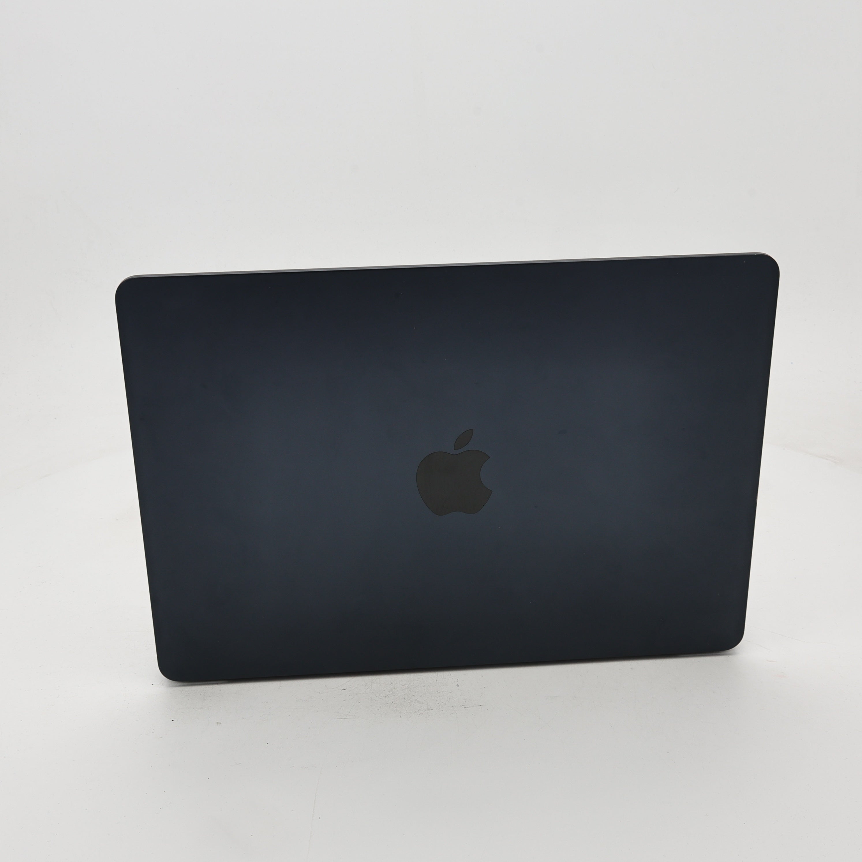 95新 Apple MacBook Air 22年 13寸 M2（8+8核） 8G RAM 256G SSD 午夜色