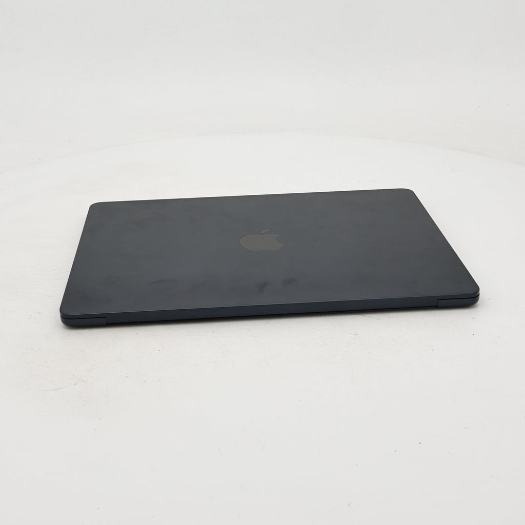 95新 Apple MacBook Air 22年 13寸 M2（8+8核） 8G RAM 256G SSD 午夜色