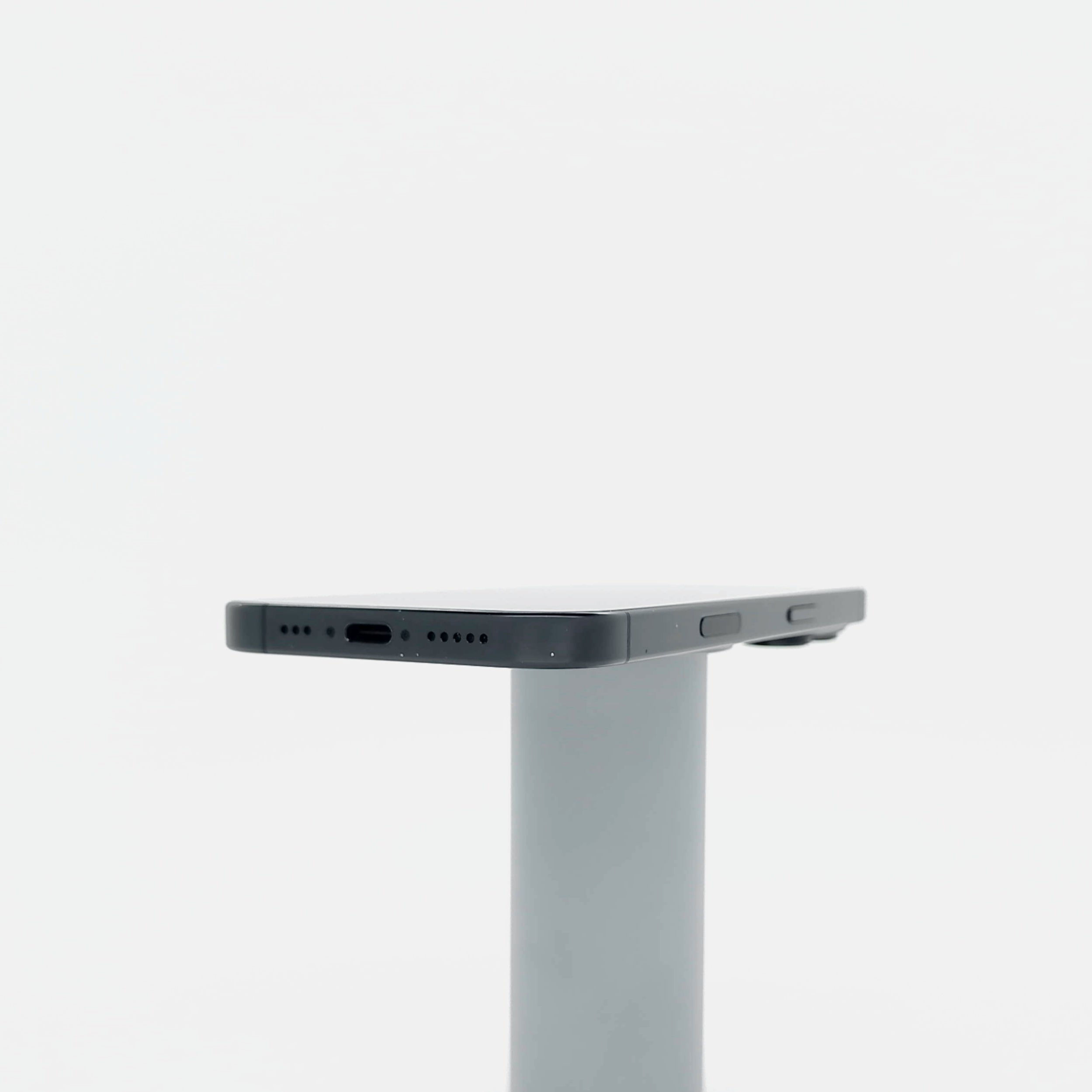 95新 Apple iPhone 16 Pro 128G 黑色鈦金屬 中國大陸版