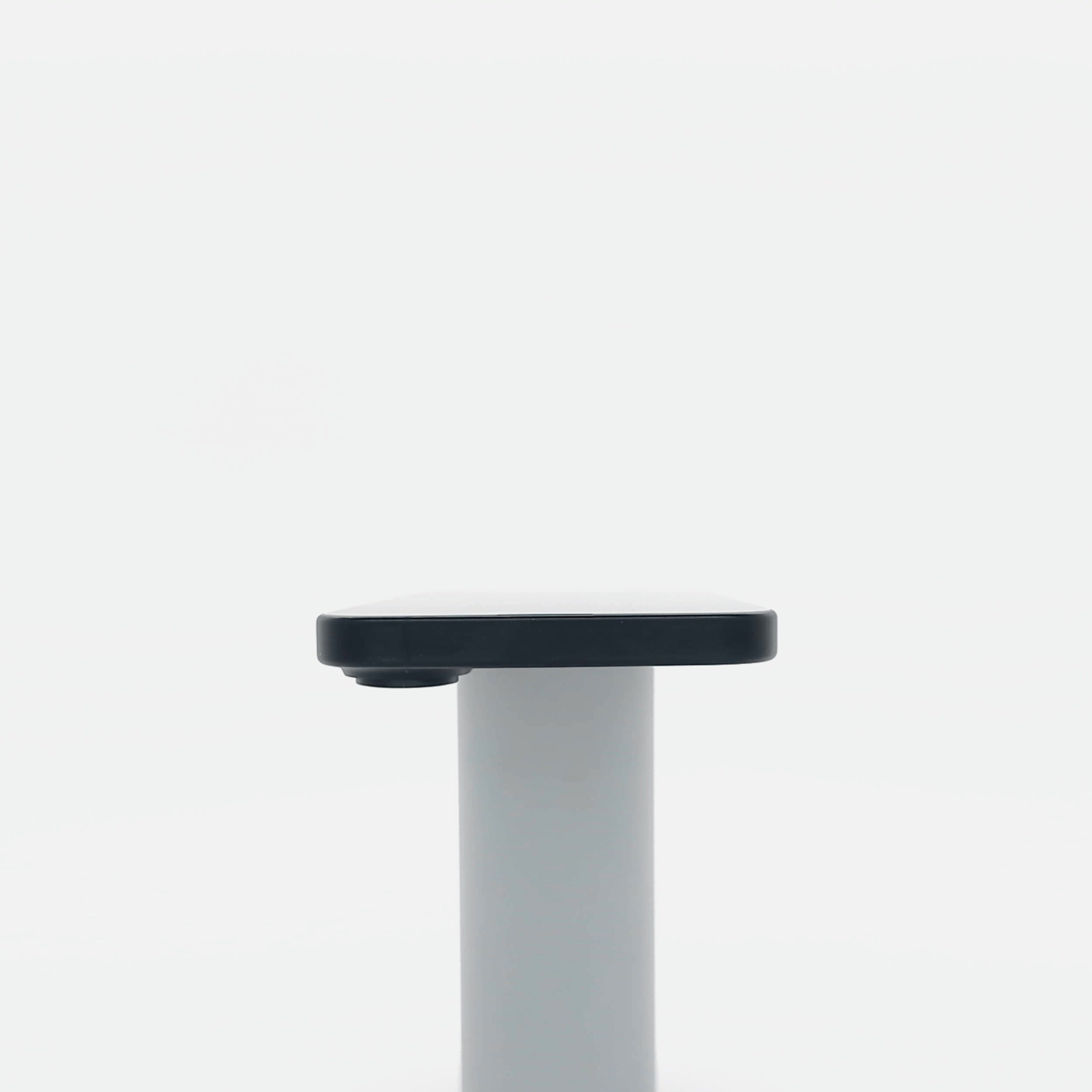 95新 Apple iPhone 16 128G 黑色 中國大陸版