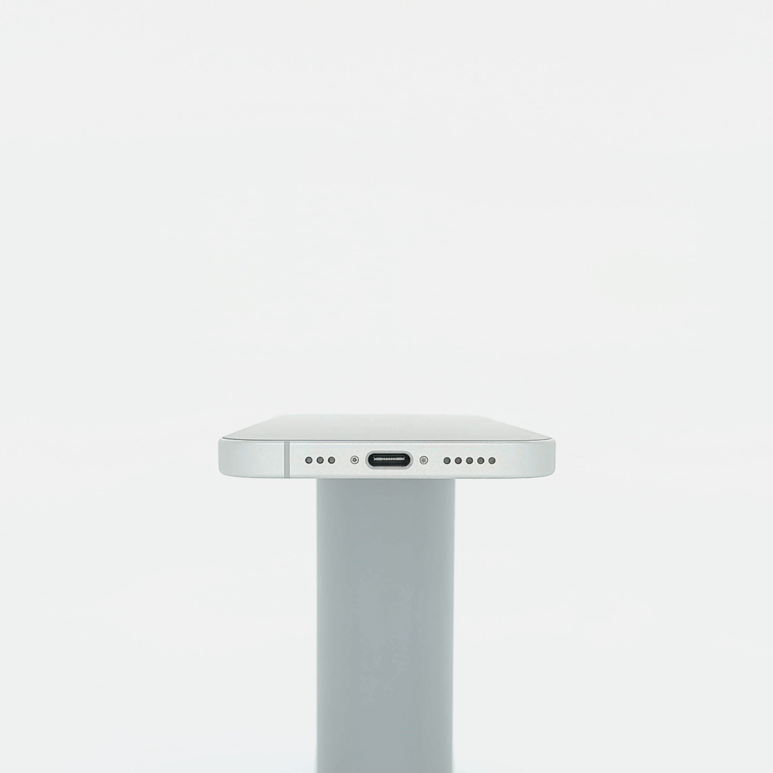 95新 Apple iPhone 16 128G 白色 中國大陸版