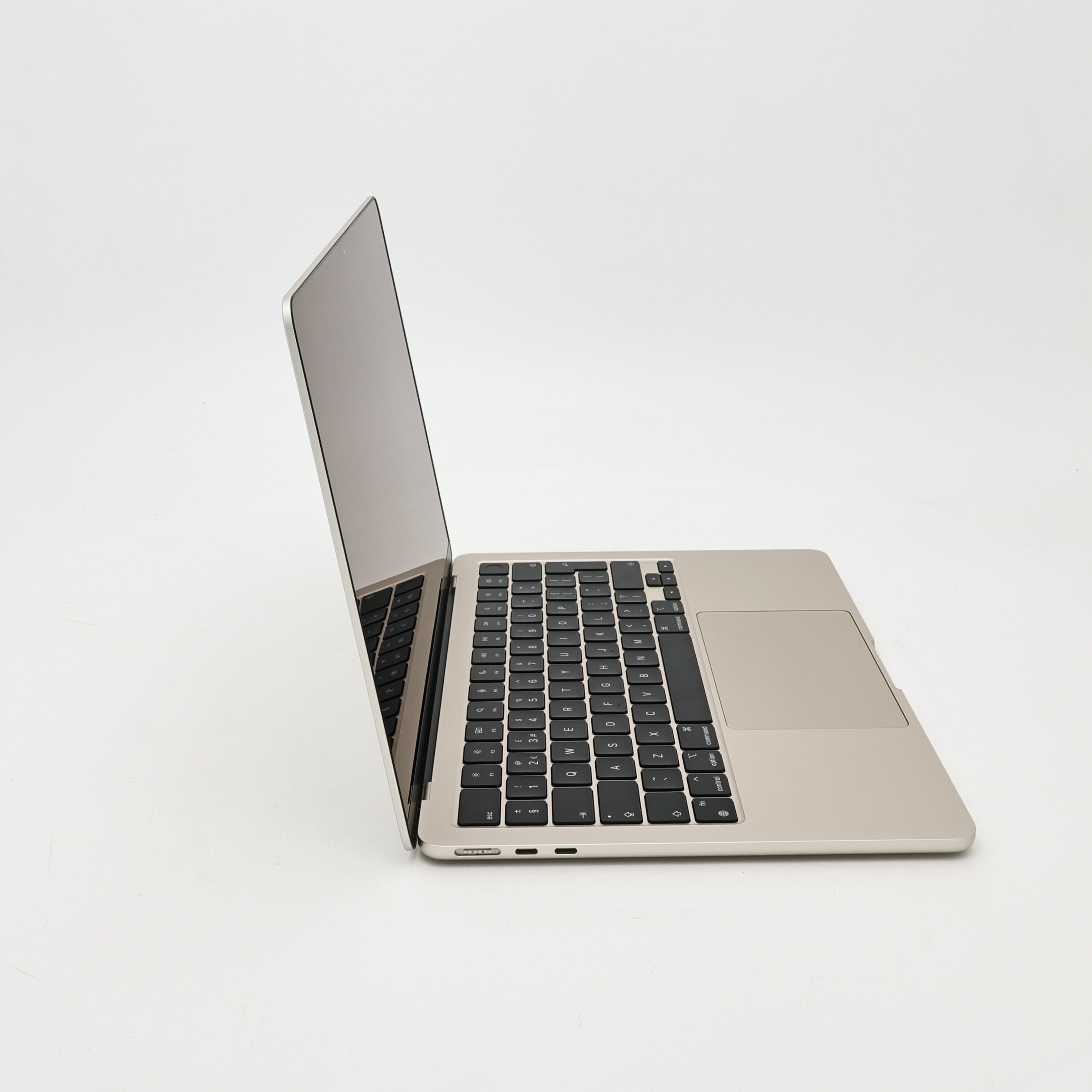 95新 Apple MacBook Air 24年 13寸 M3（8+8核） 8G RAM 256G SSD 星光色