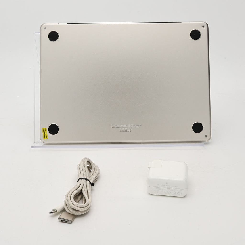 95新 Apple MacBook Air 24年 13寸 M3（8+8核） 8G RAM 256G SSD 星光色