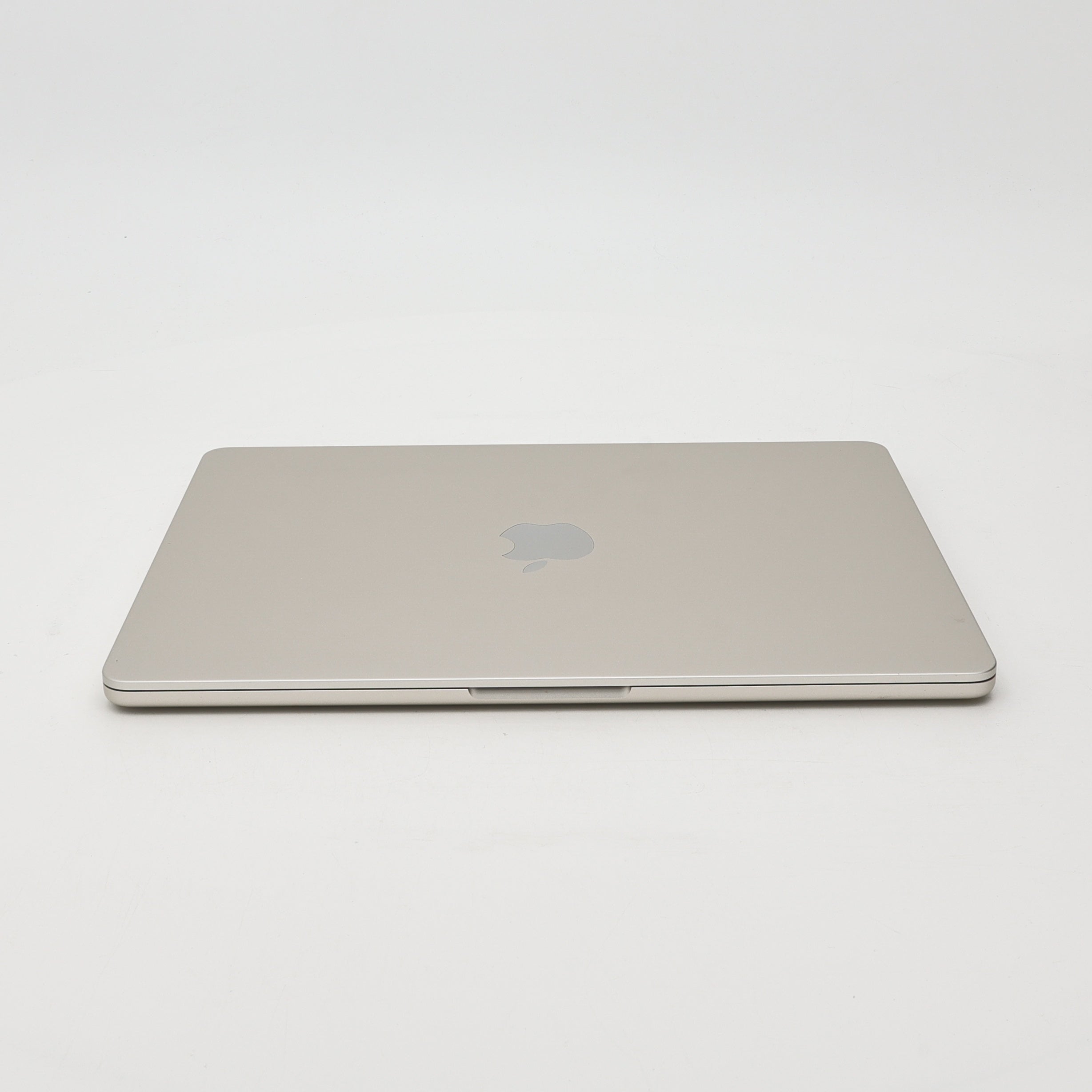 95新 Apple MacBook Air 24年 13寸 M3（8+8核） 8G RAM 256G SSD 星光色