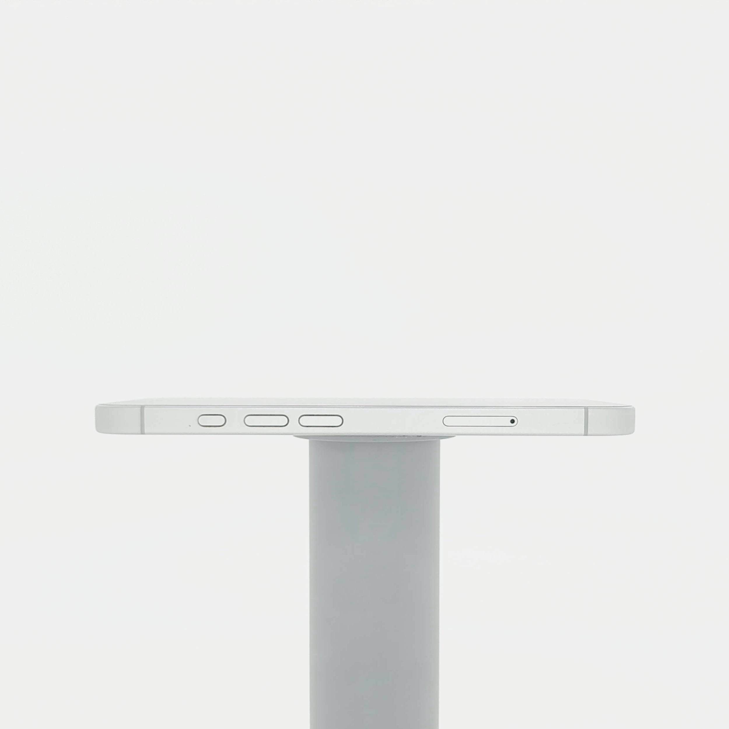 95新 Apple iPhone 16 128G 白色 中國大陸版