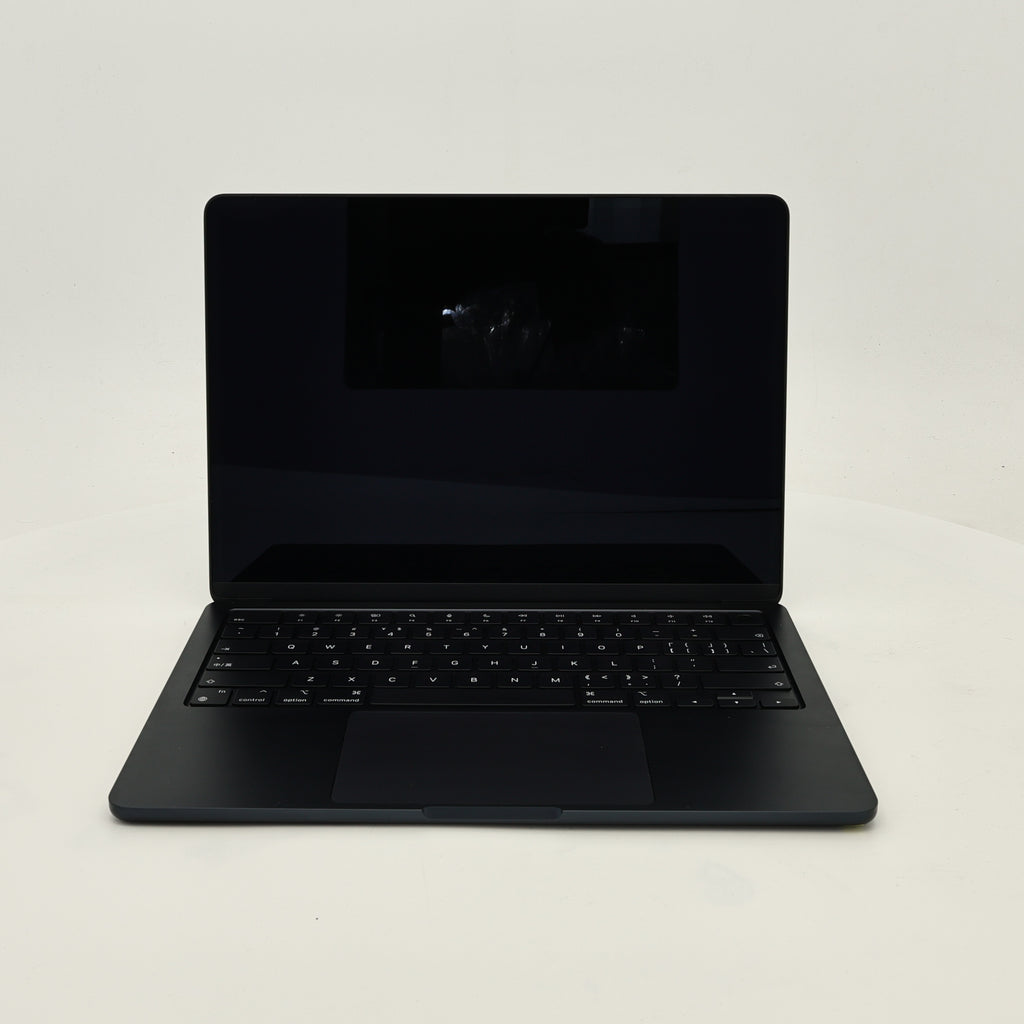 99新 Apple MacBook Air 22年 13寸 M2（8+8核） 8G RAM 256G SSD 午夜色
