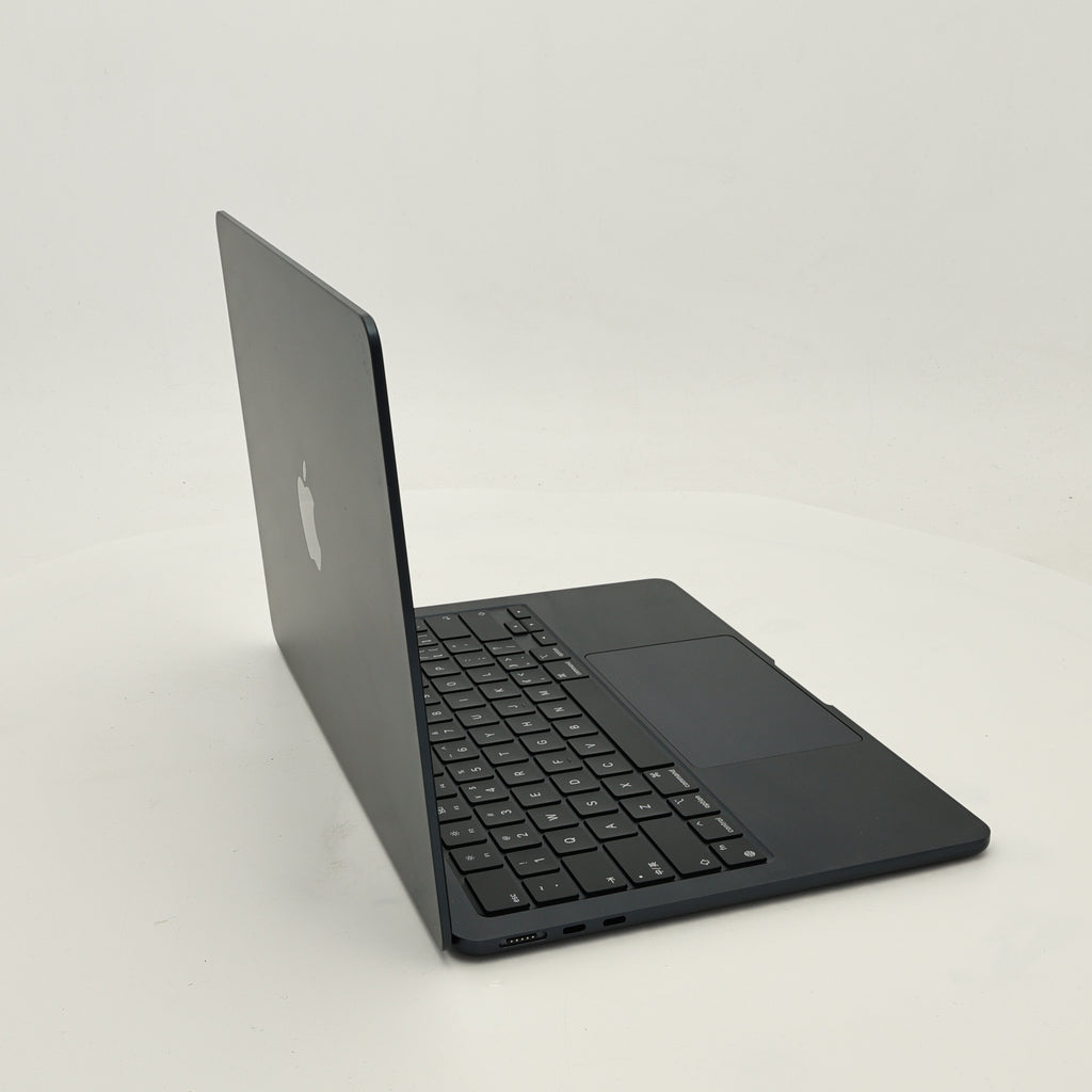 99新 Apple MacBook Air 22年 13寸 M2（8+8核） 8G RAM 256G SSD 午夜色