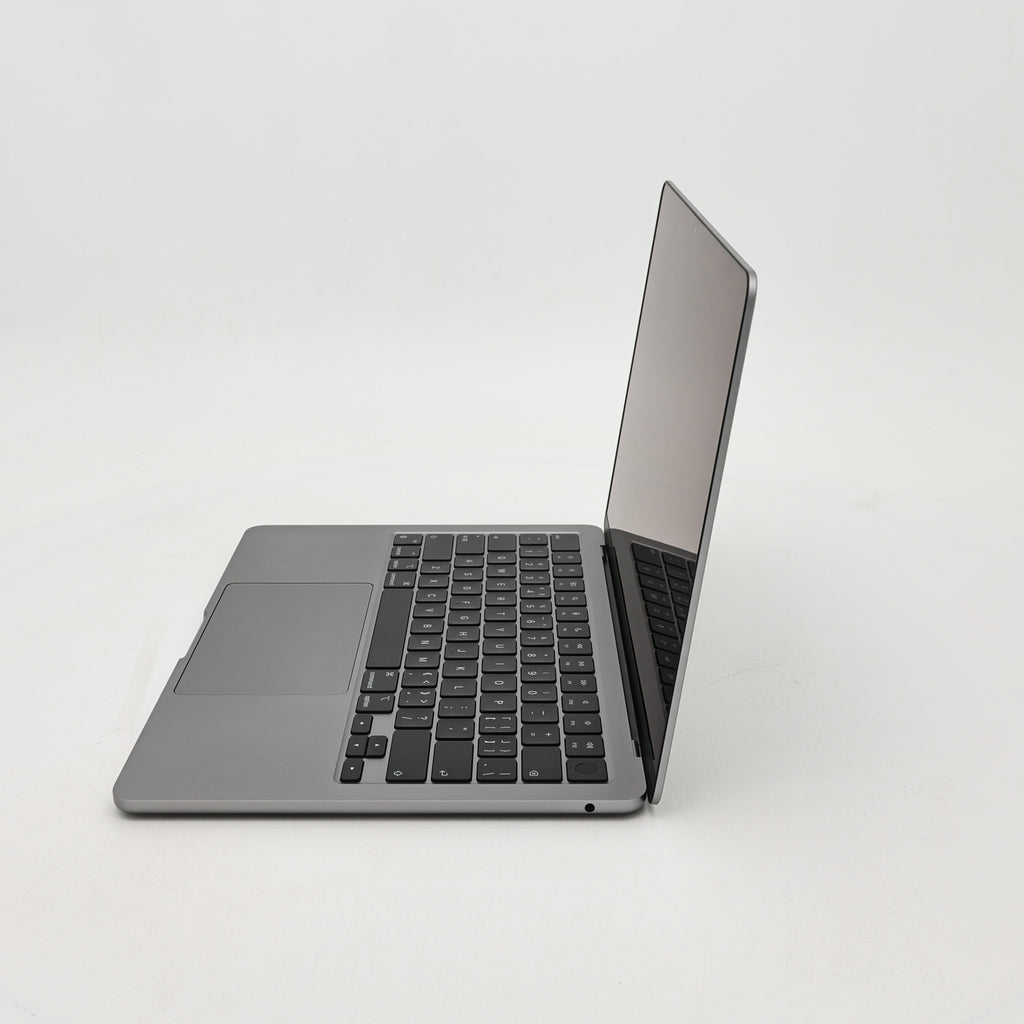 95新 Apple MacBook Air 22年 13寸 M2（8+8核） 8G RAM 256G SSD 深空灰色