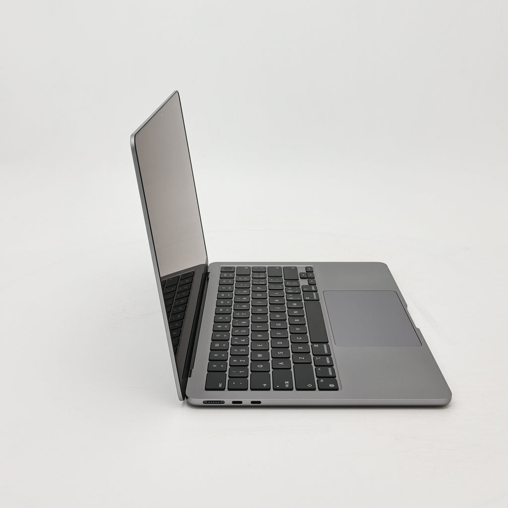 95新 Apple MacBook Air 22年 13寸 M2（8+8核） 8G RAM 256G SSD 深空灰色