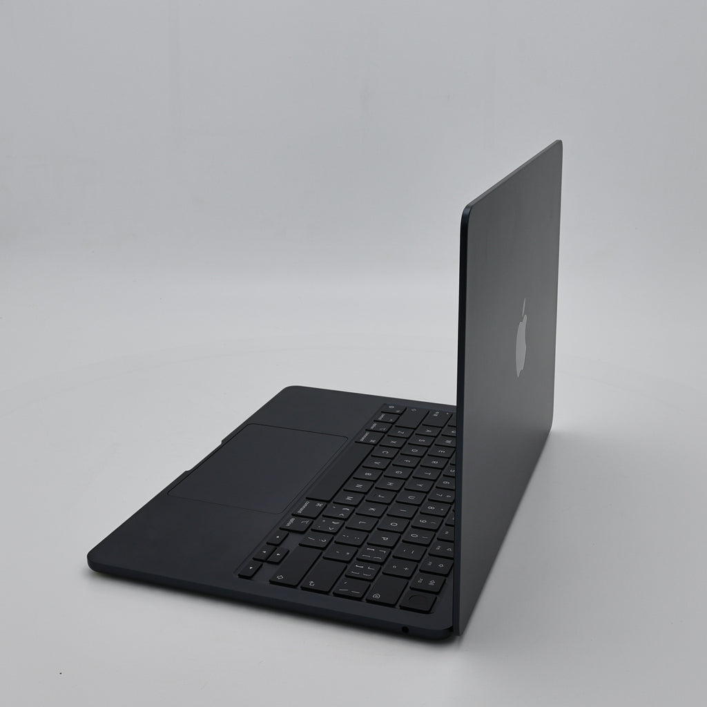 95新 Apple MacBook Air 24年 13寸 M3（8+8核） 8G RAM 256G SSD 午夜色