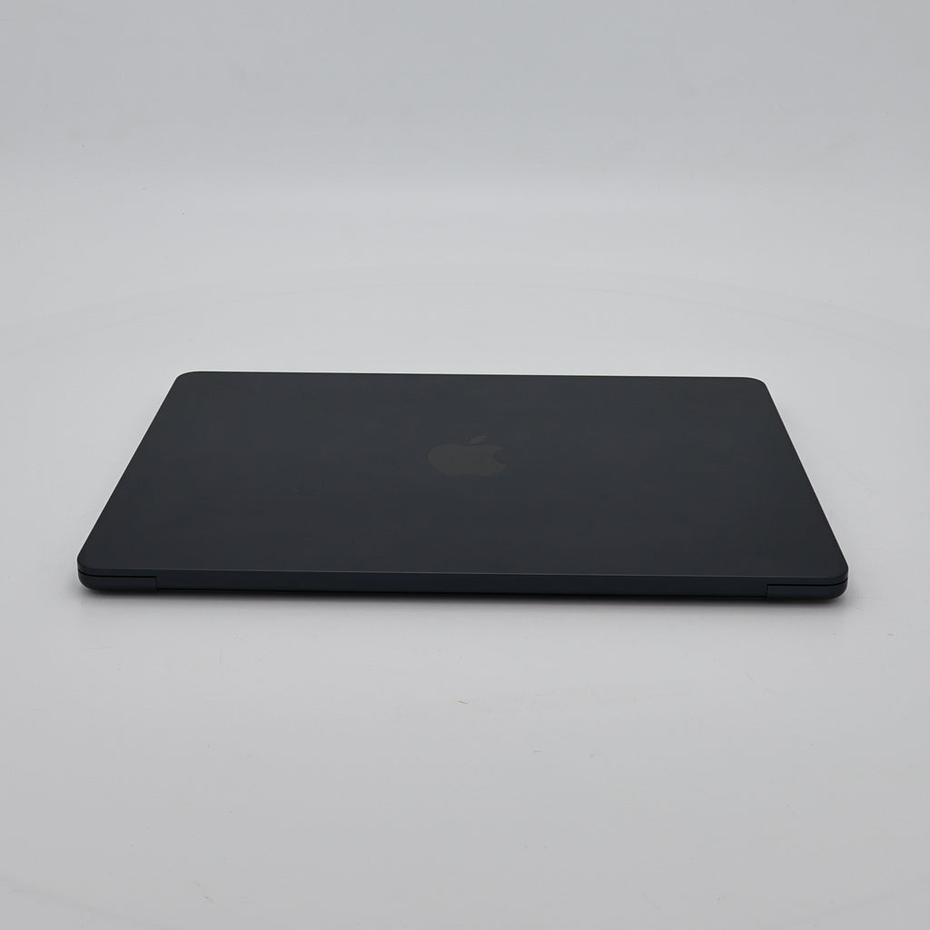 95新 Apple MacBook Air 24年 13寸 M3（8+8核） 8G RAM 256G SSD 午夜色