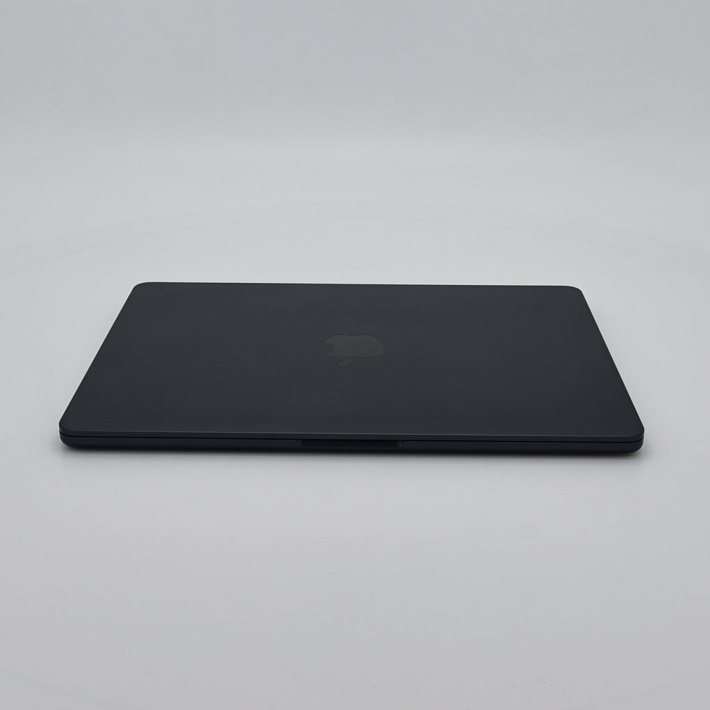 95新 Apple MacBook Air 24年 13寸 M3（8+8核） 8G RAM 256G SSD 午夜色